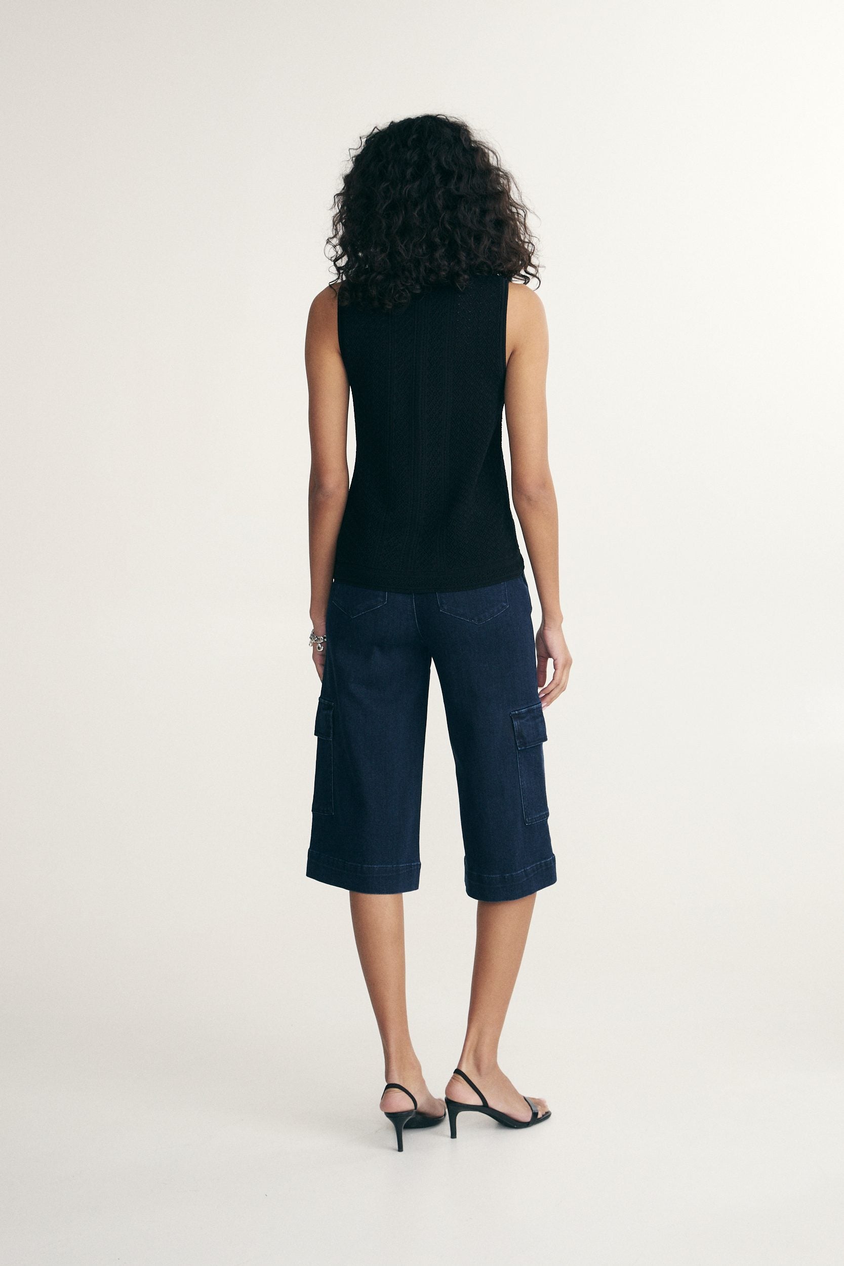 Haut sans manche en tricot pointelle