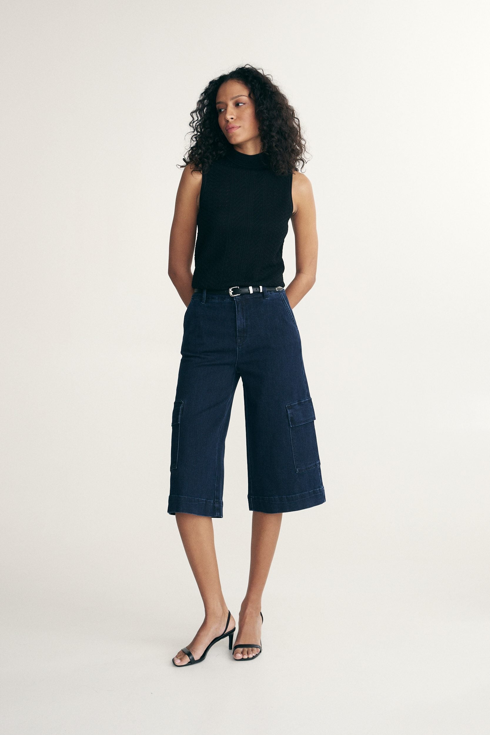 Haut sans manche en tricot pointelle