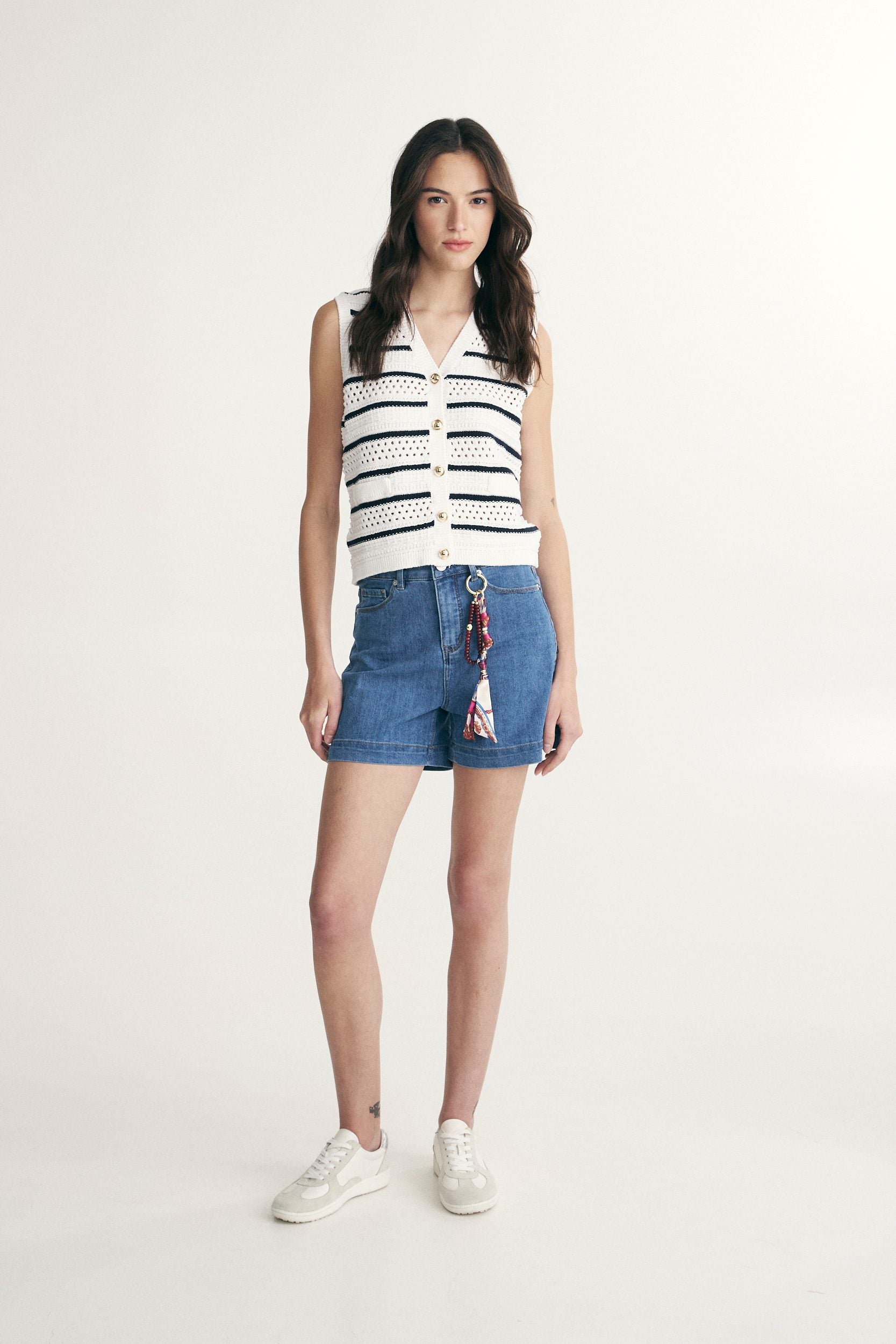 Buttoned sweater vest