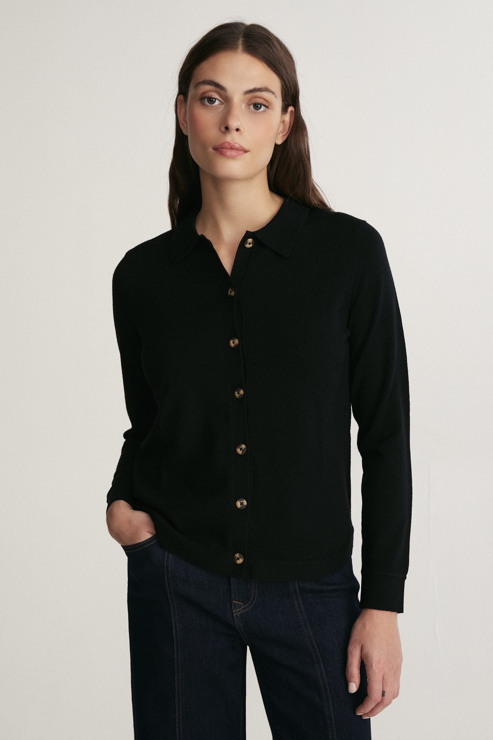 Knit shirt