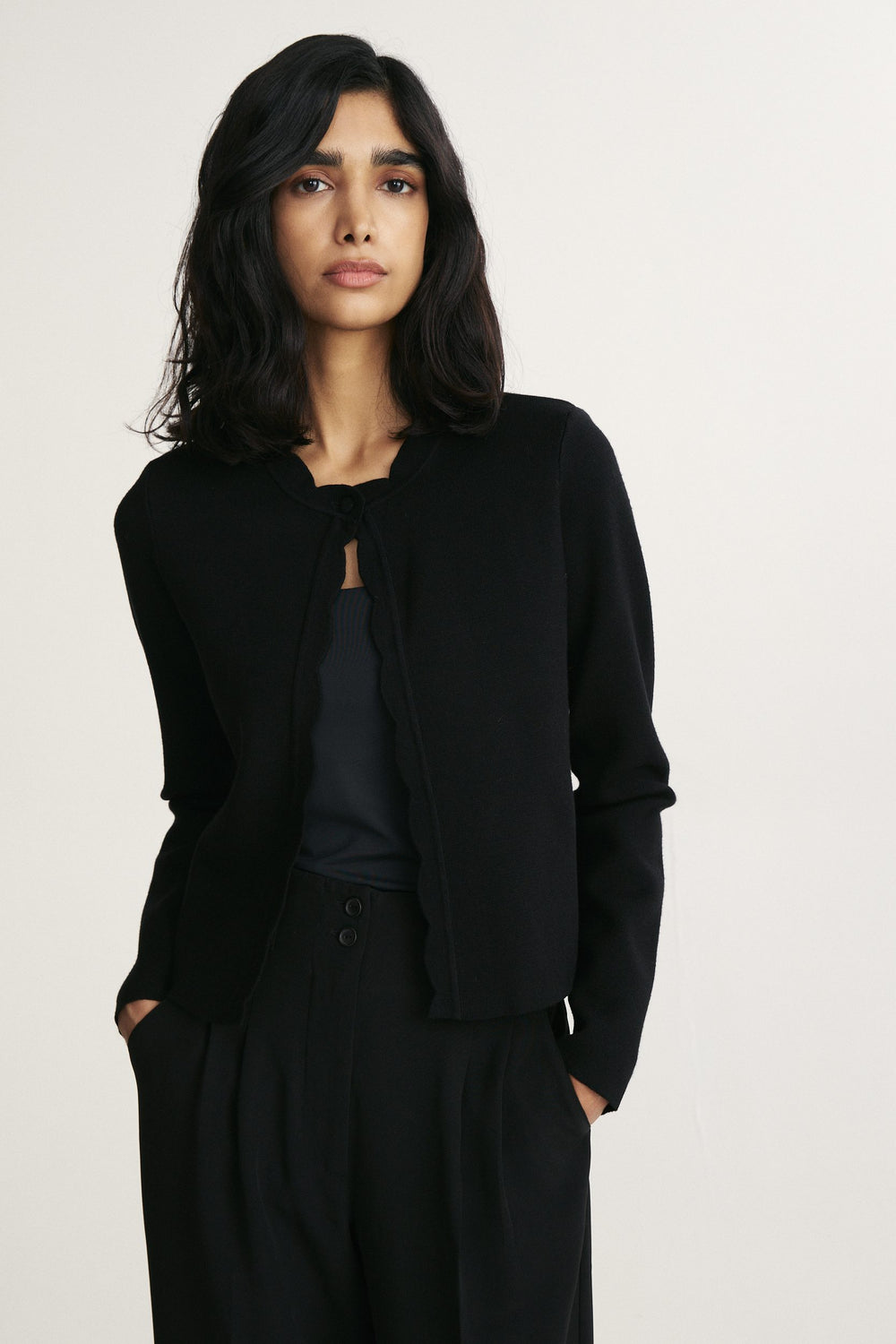 Knitted blazer with scallop detail