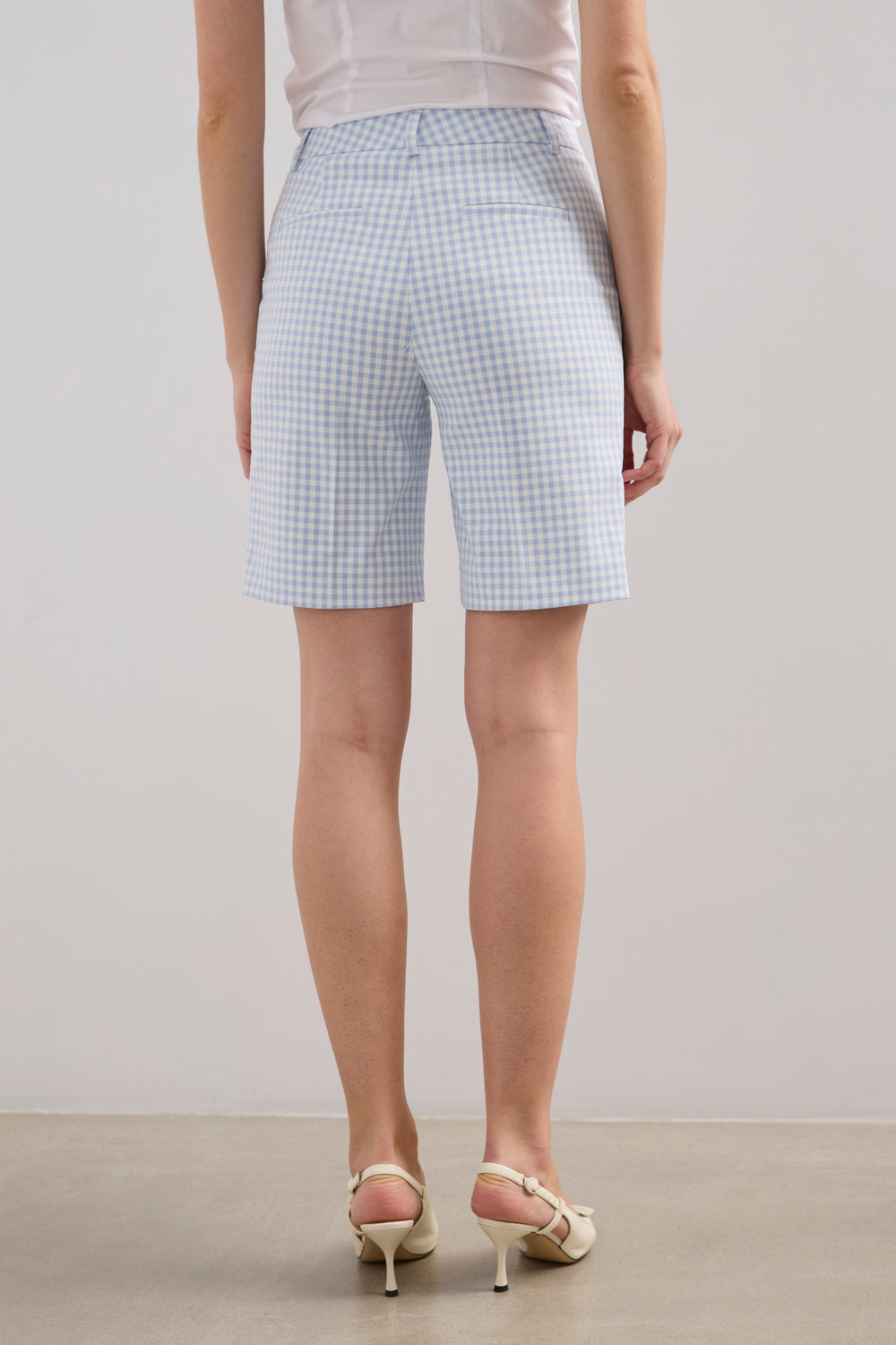 Short vichy taille haute avec boutons