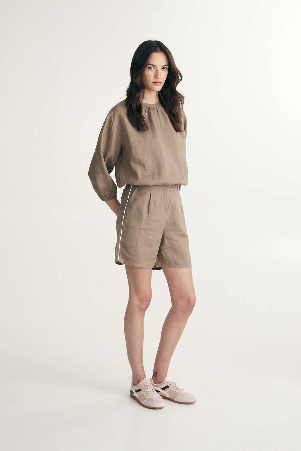 Short en lin avec élastique