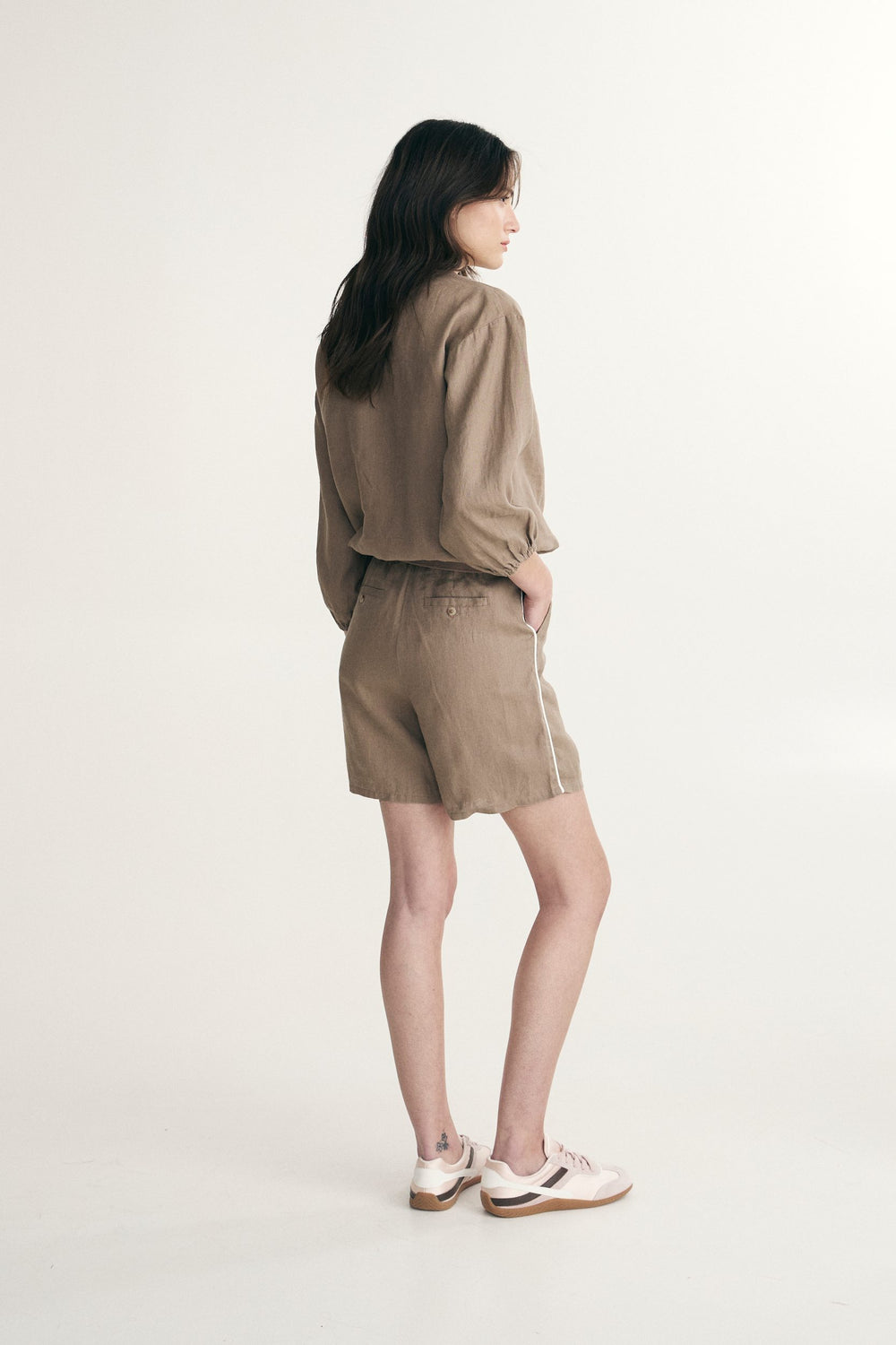 Short en lin avec élastique