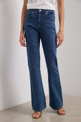 High waisted push-up jeans