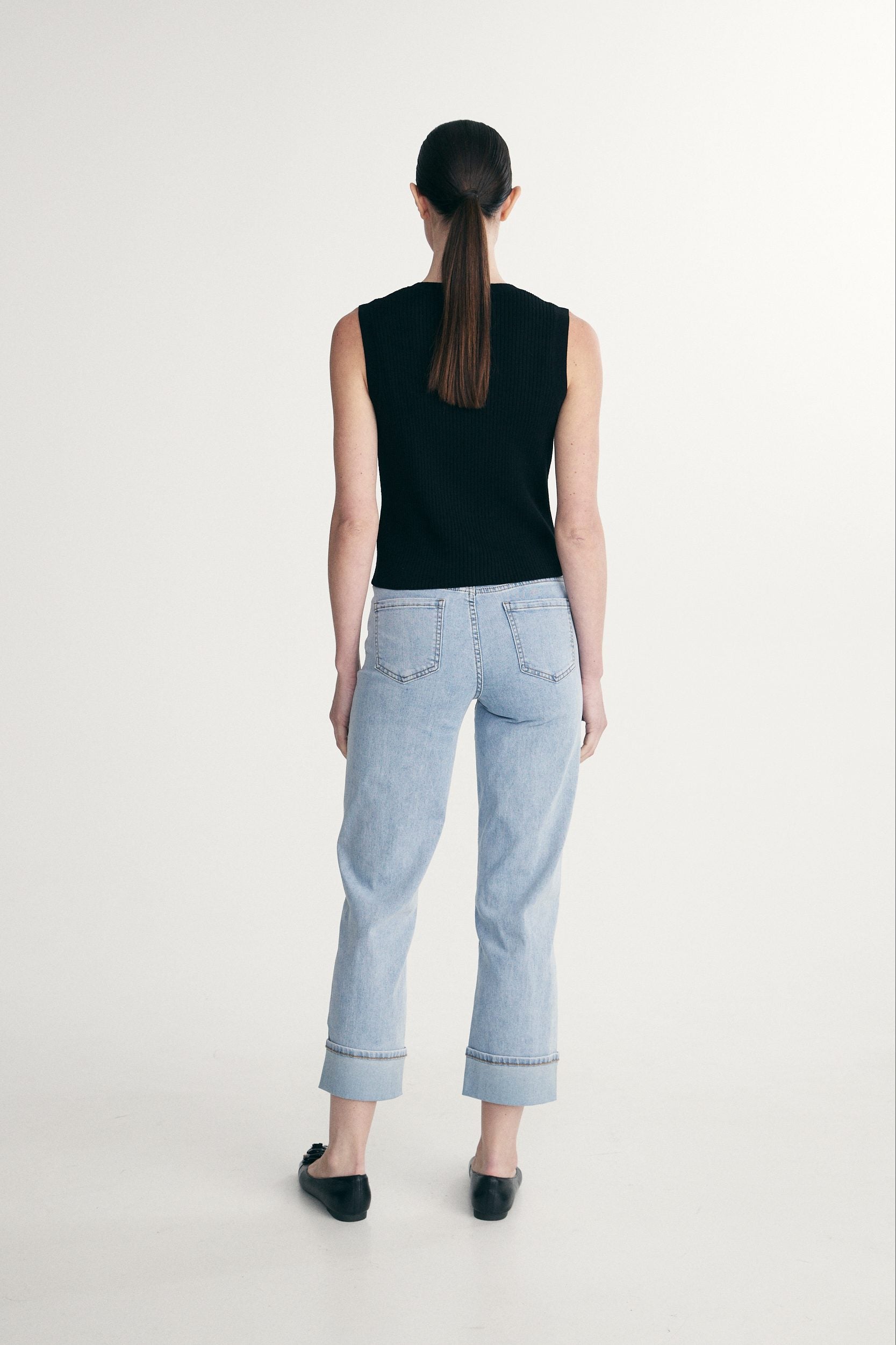 Jeans with large cuff