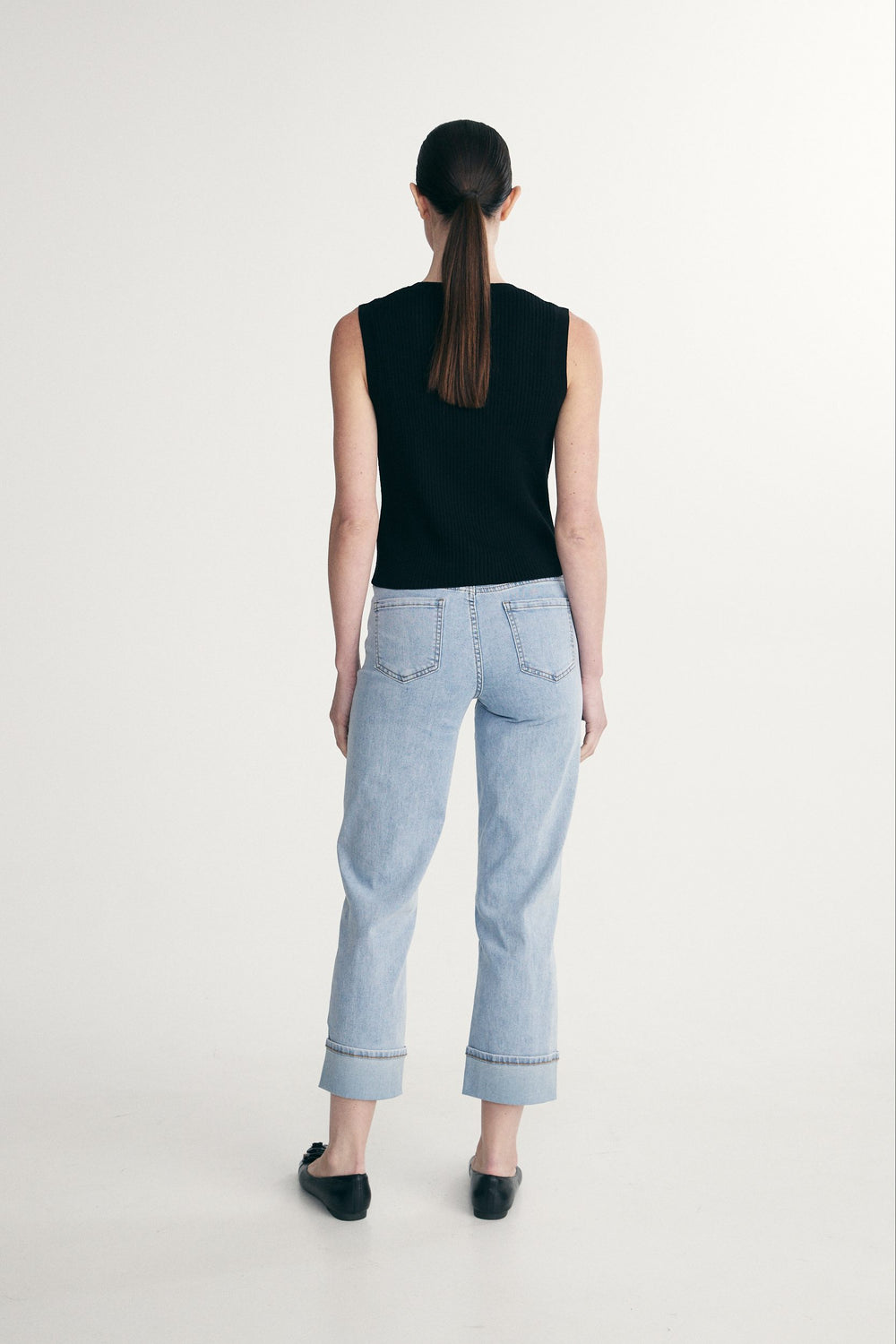 Jeans with large cuff