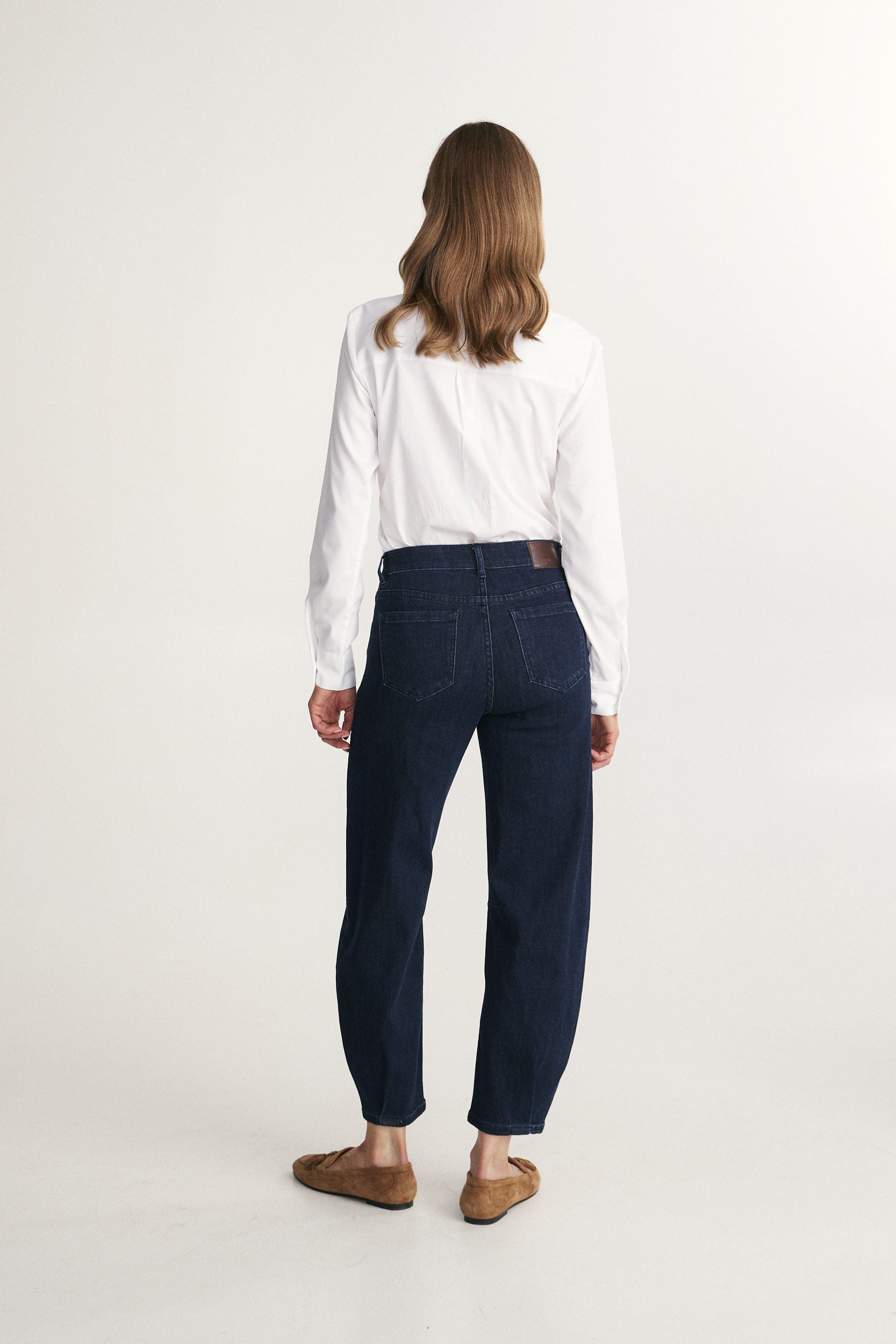 High-rise jeans with pleated hem