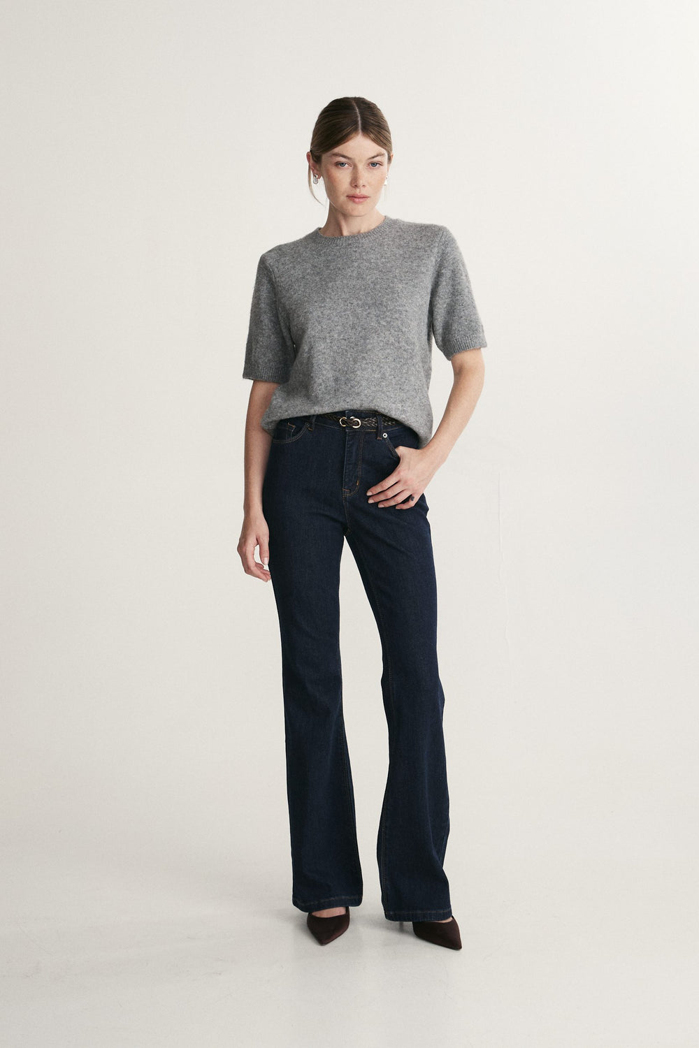 Jean taille haute à jambe bottillon