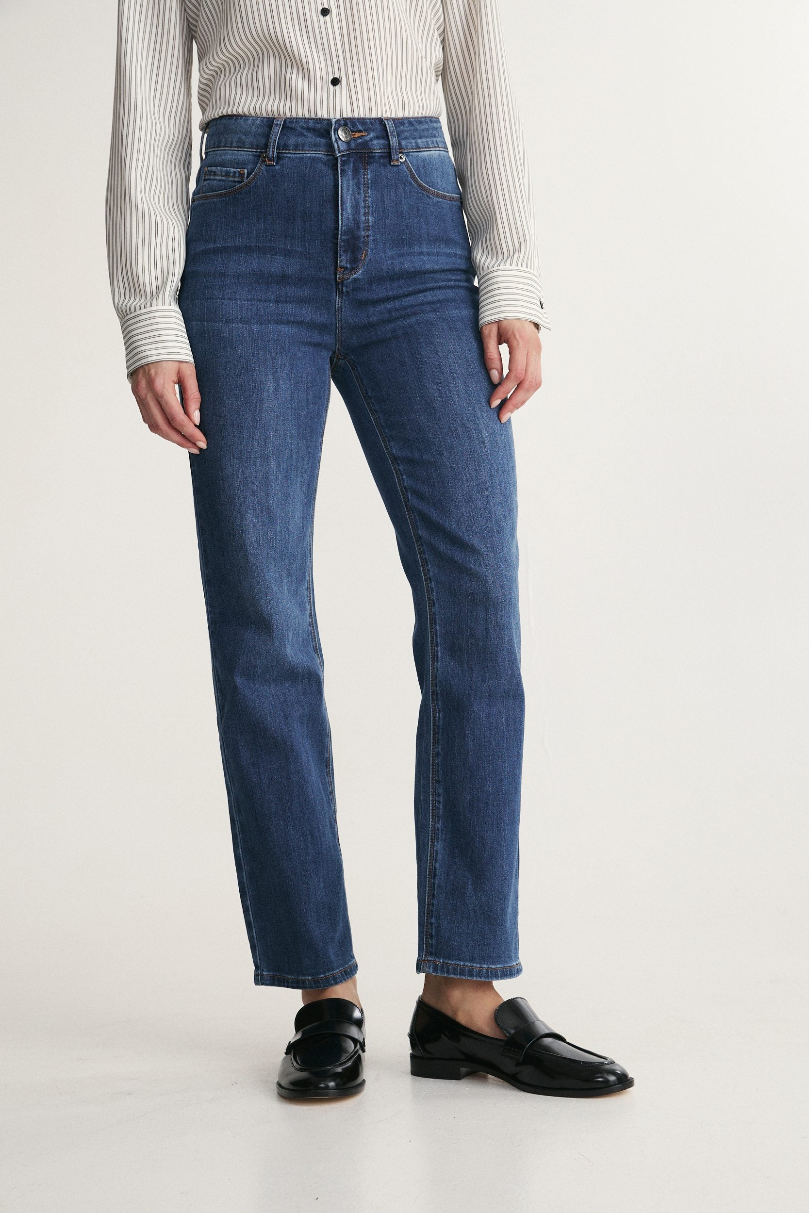 Jean droit taille haute inspiration années 90