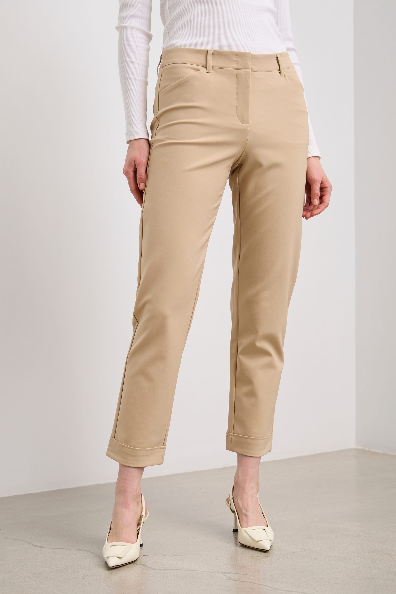 Pantalon Vogue écourté avec poches à rabats