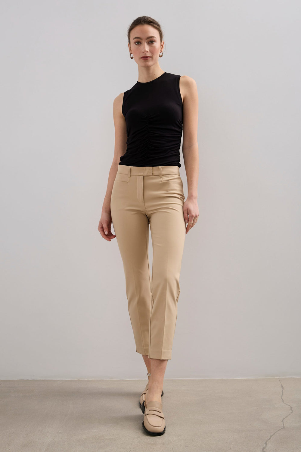 Pantalon coupe urbain écourté à taille élastique
