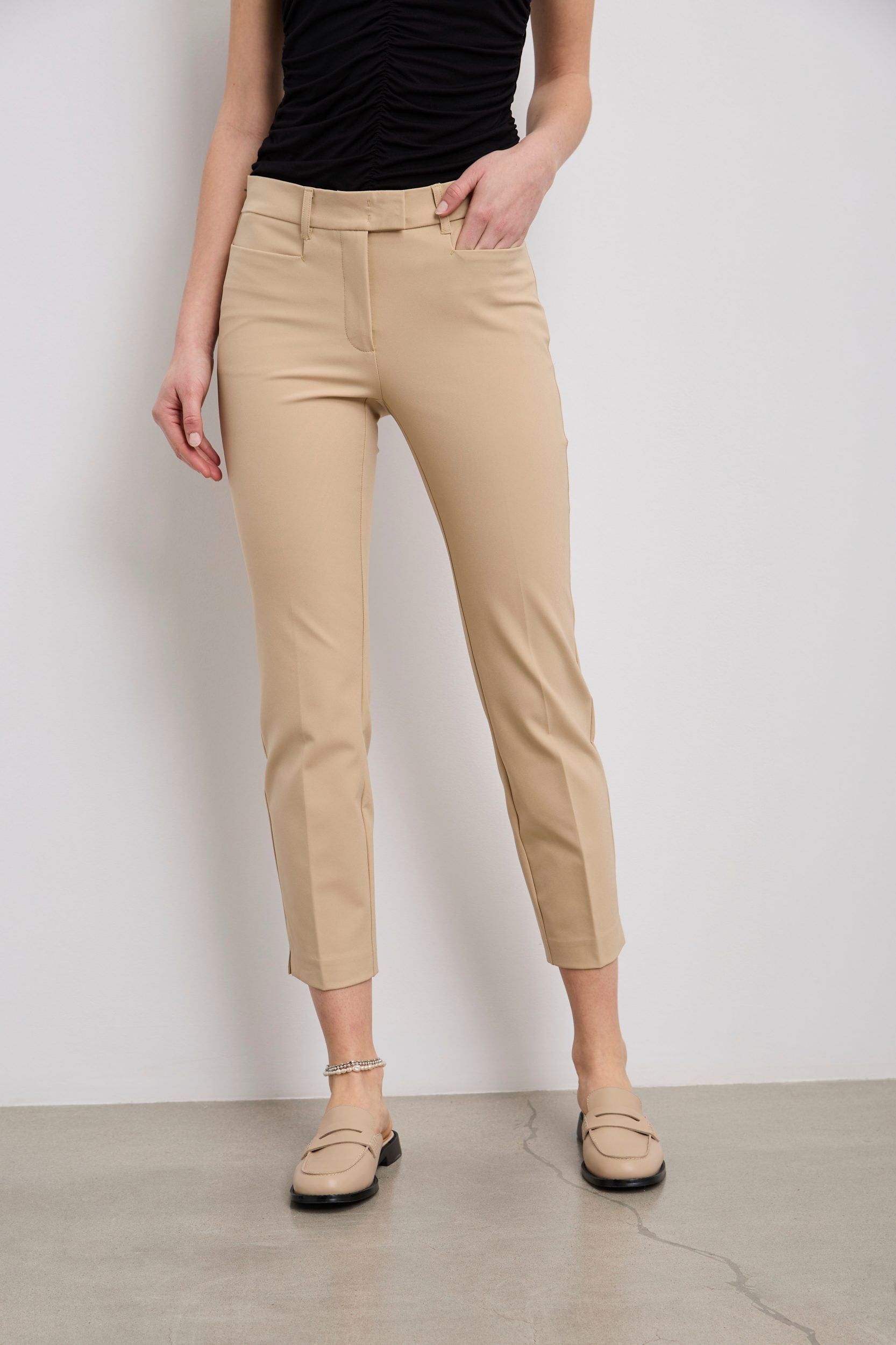 Pantalon coupe urbain écourté à taille élastique