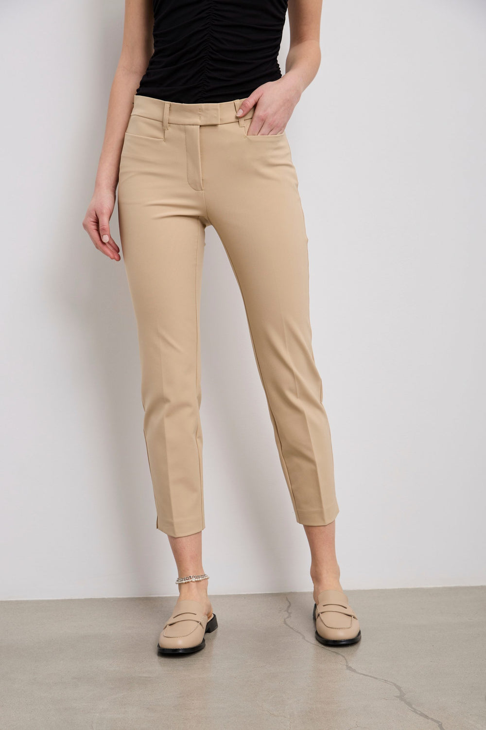 Pantalon coupe urbain écourté à taille élastique