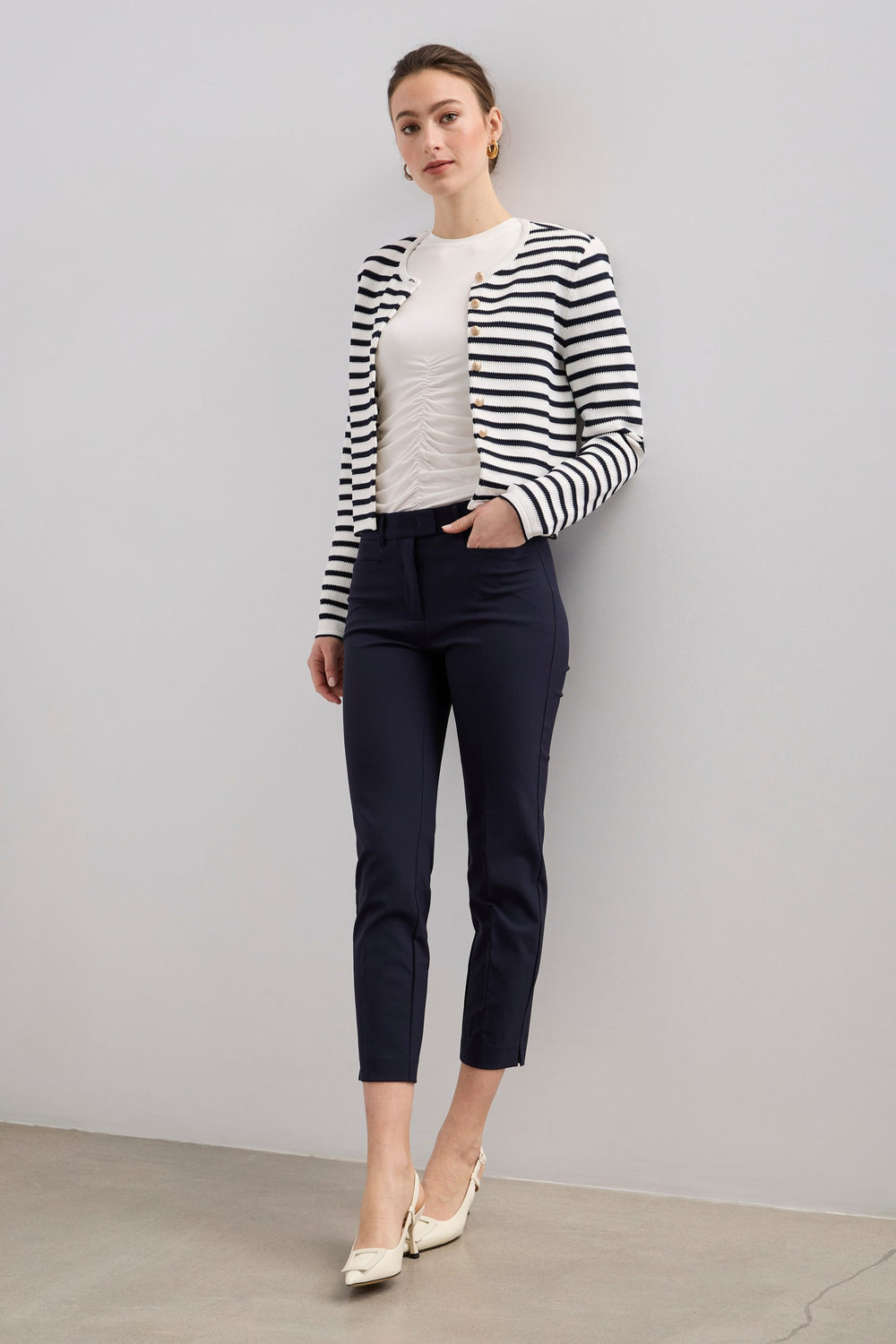 Pantalon coupe urbain écourté à taille élastique