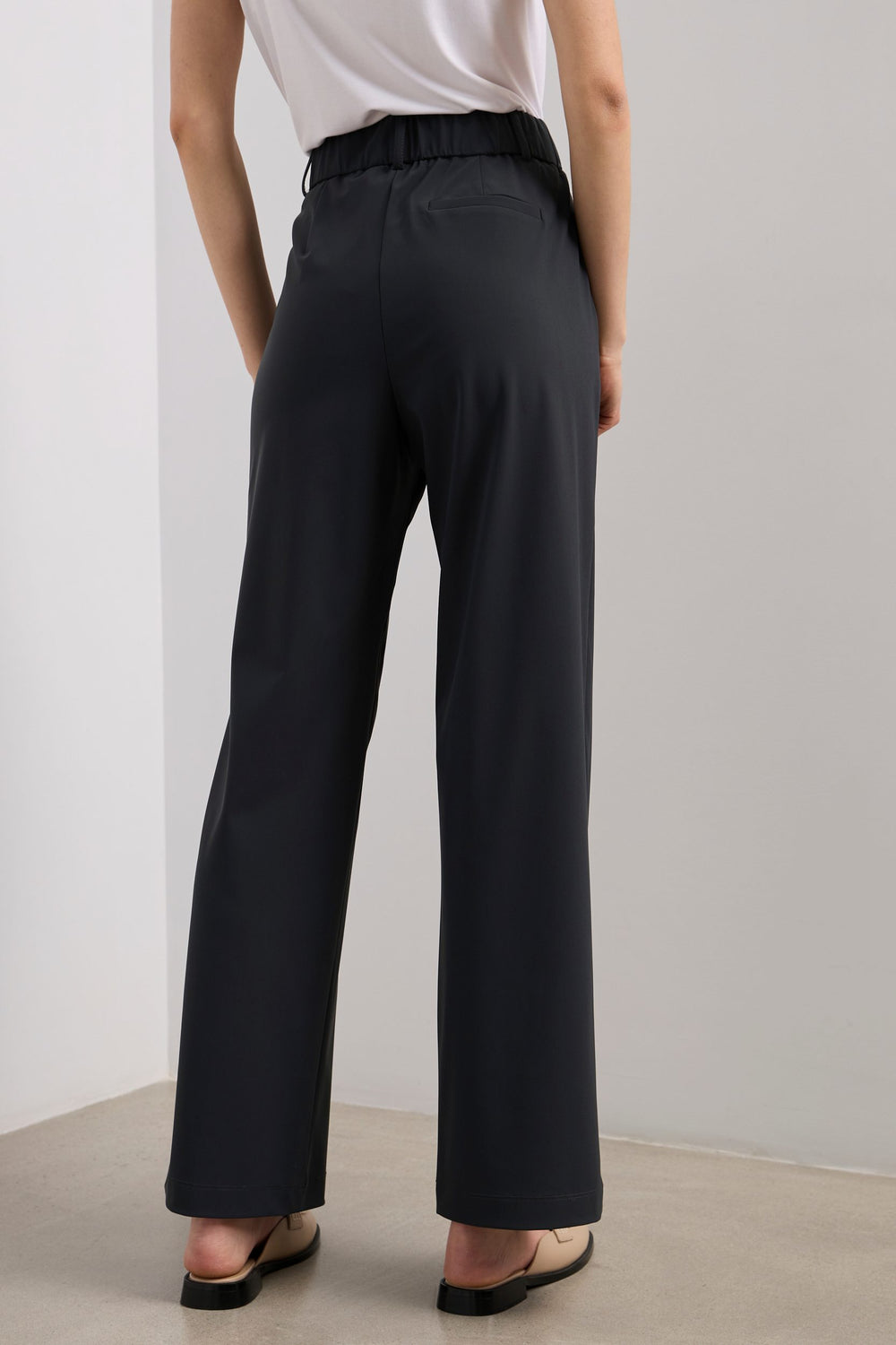 Pantalon Sport Chic à plis devant
