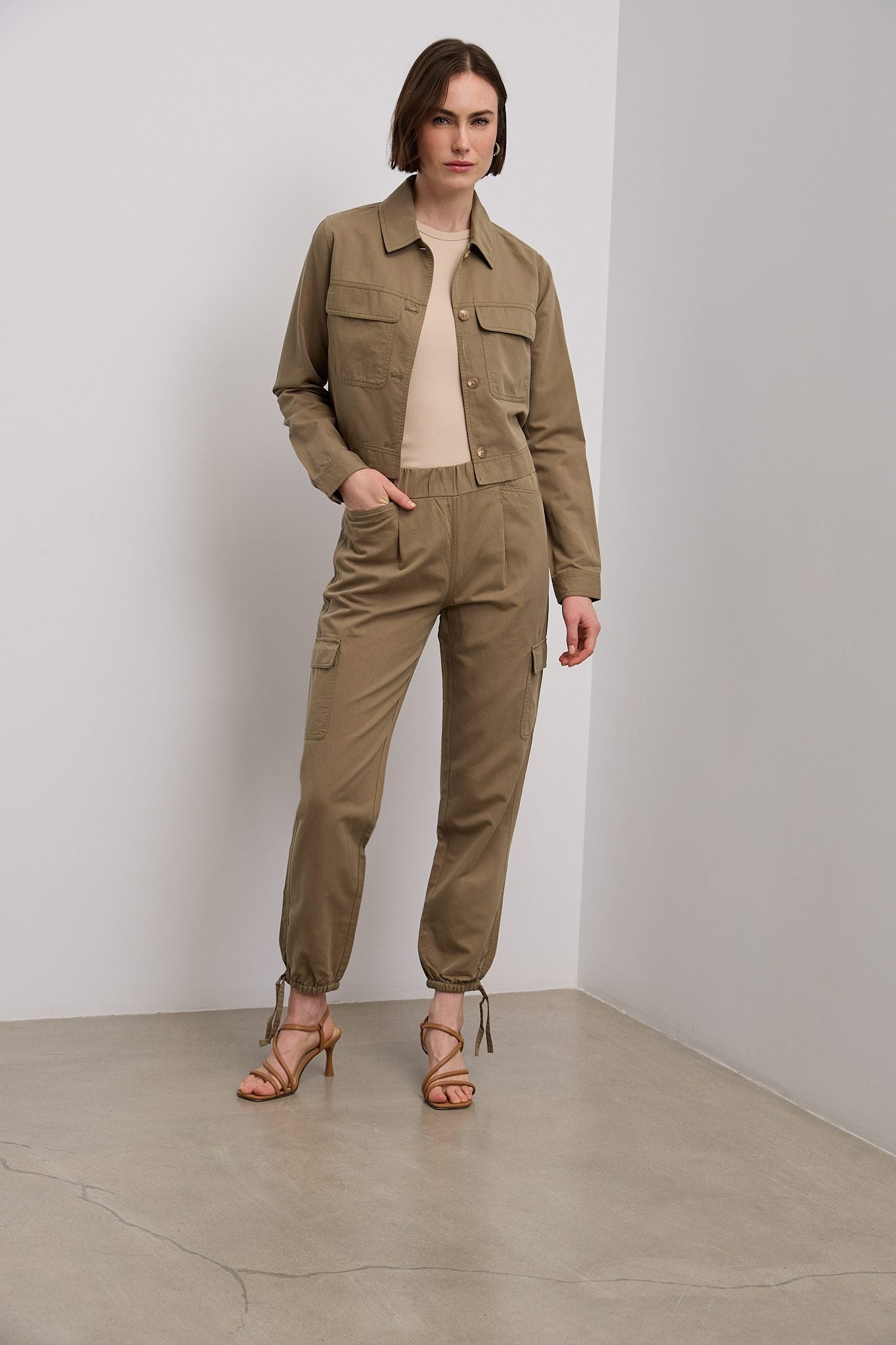 Pantalon cargo décontracté en mélange de lin