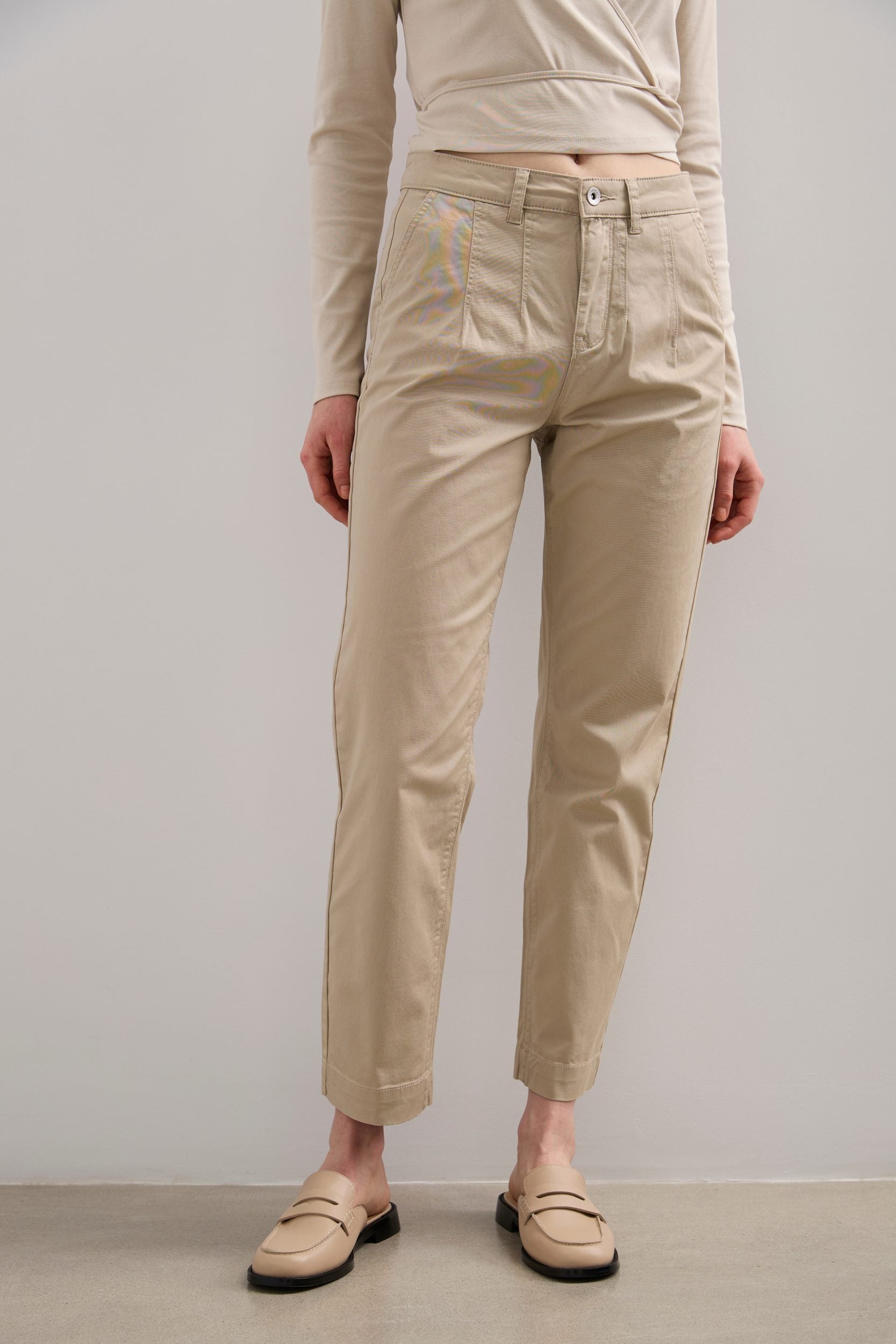 Pantalon taille haute à pinces