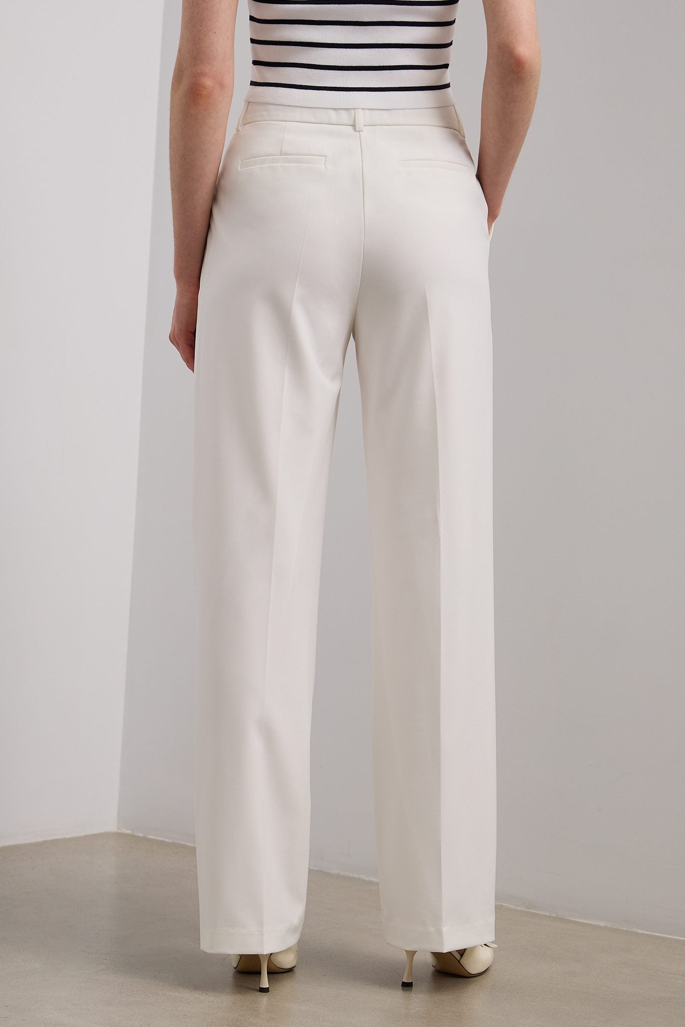 Pantalon large à plis