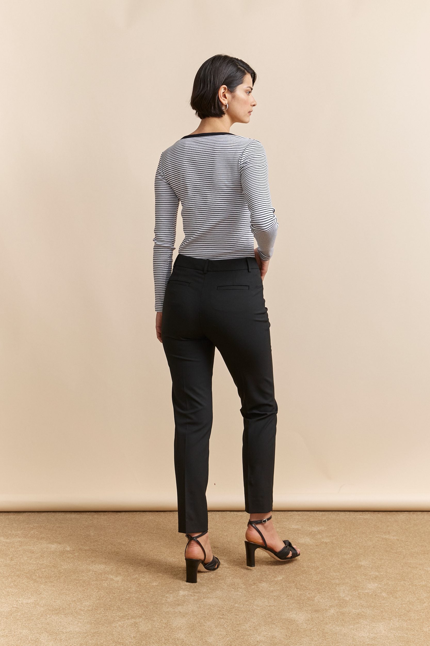 Pantalon écourté