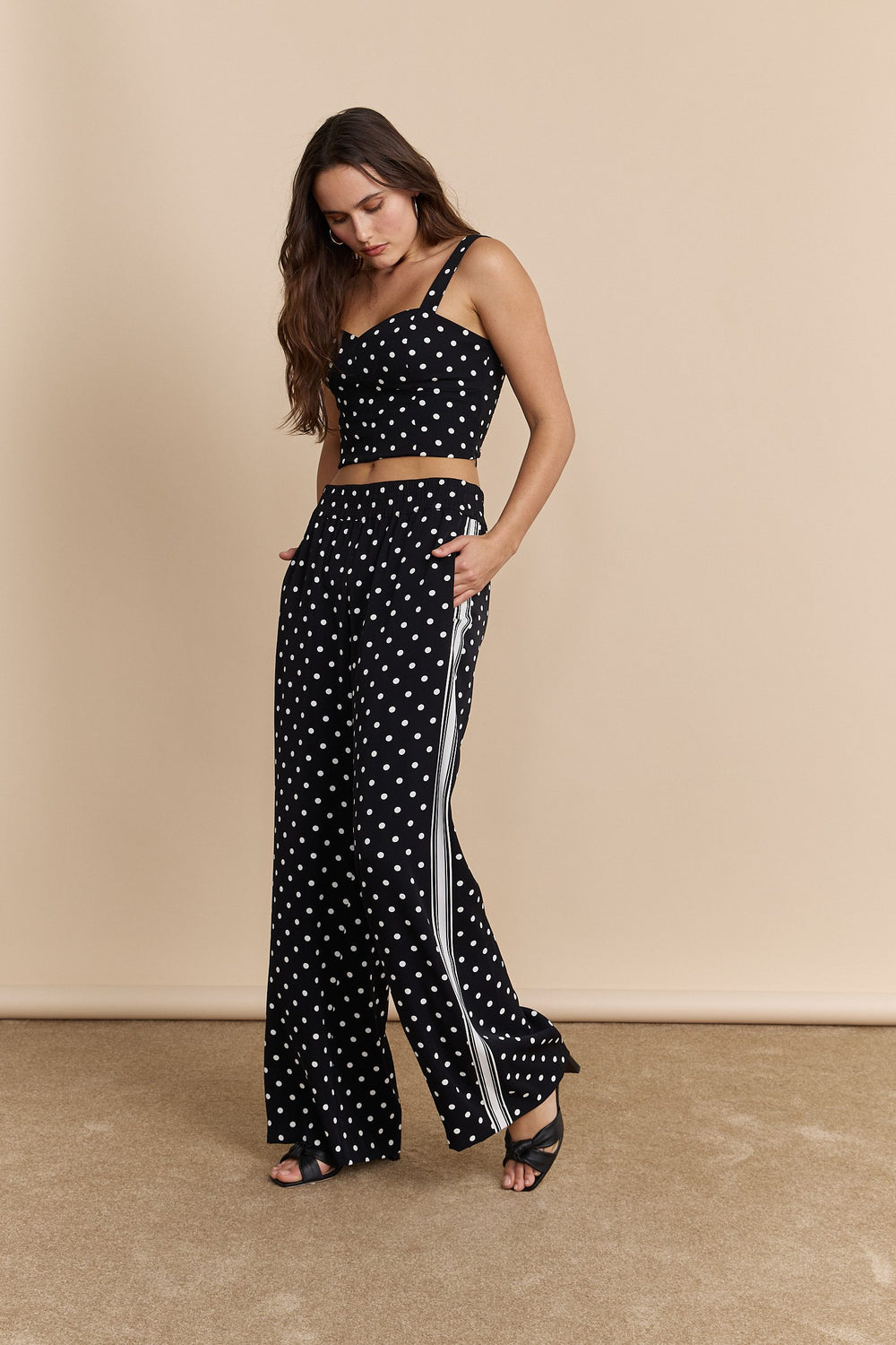 Pantalon large imprimé à pois