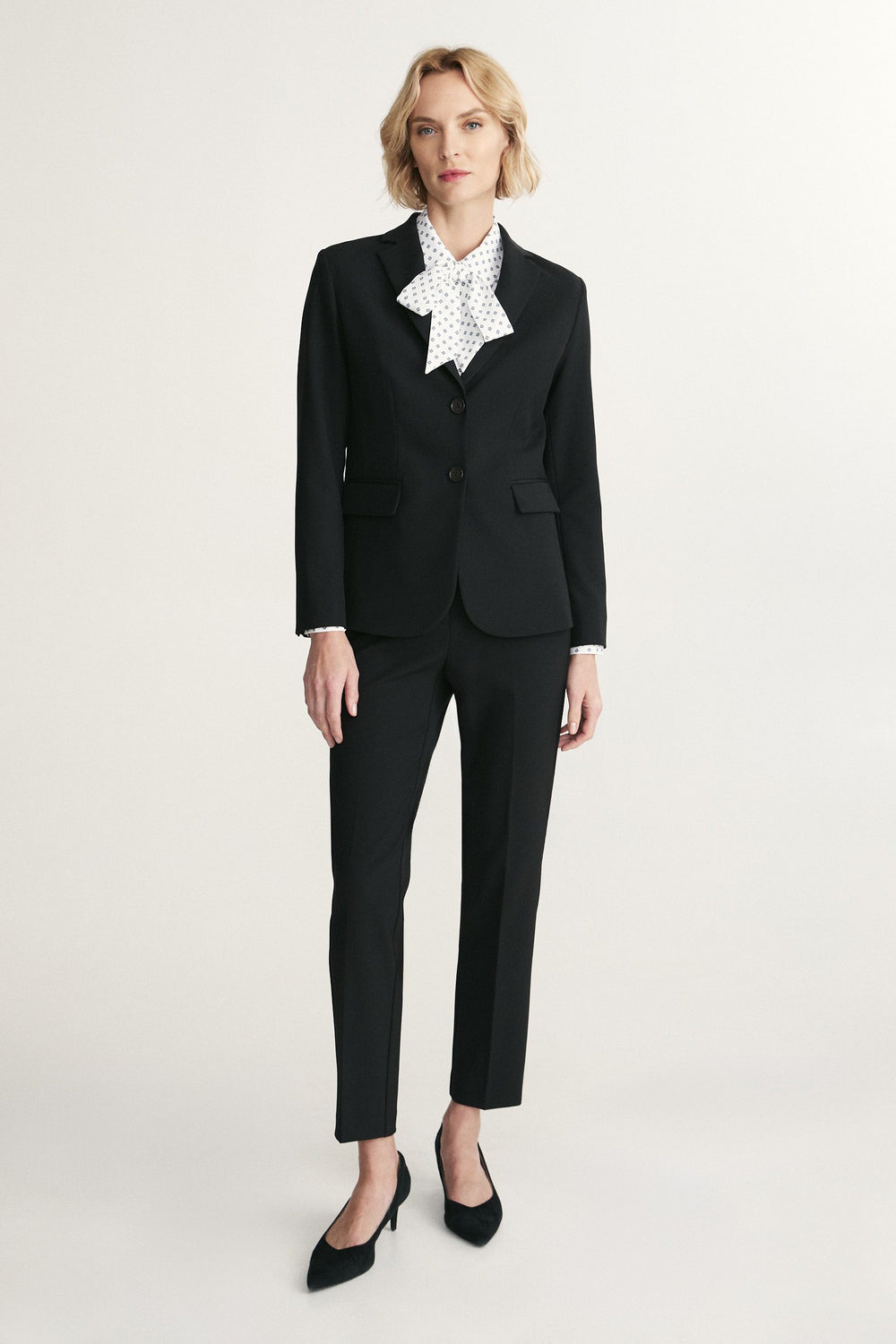 Urban straight cropped pant