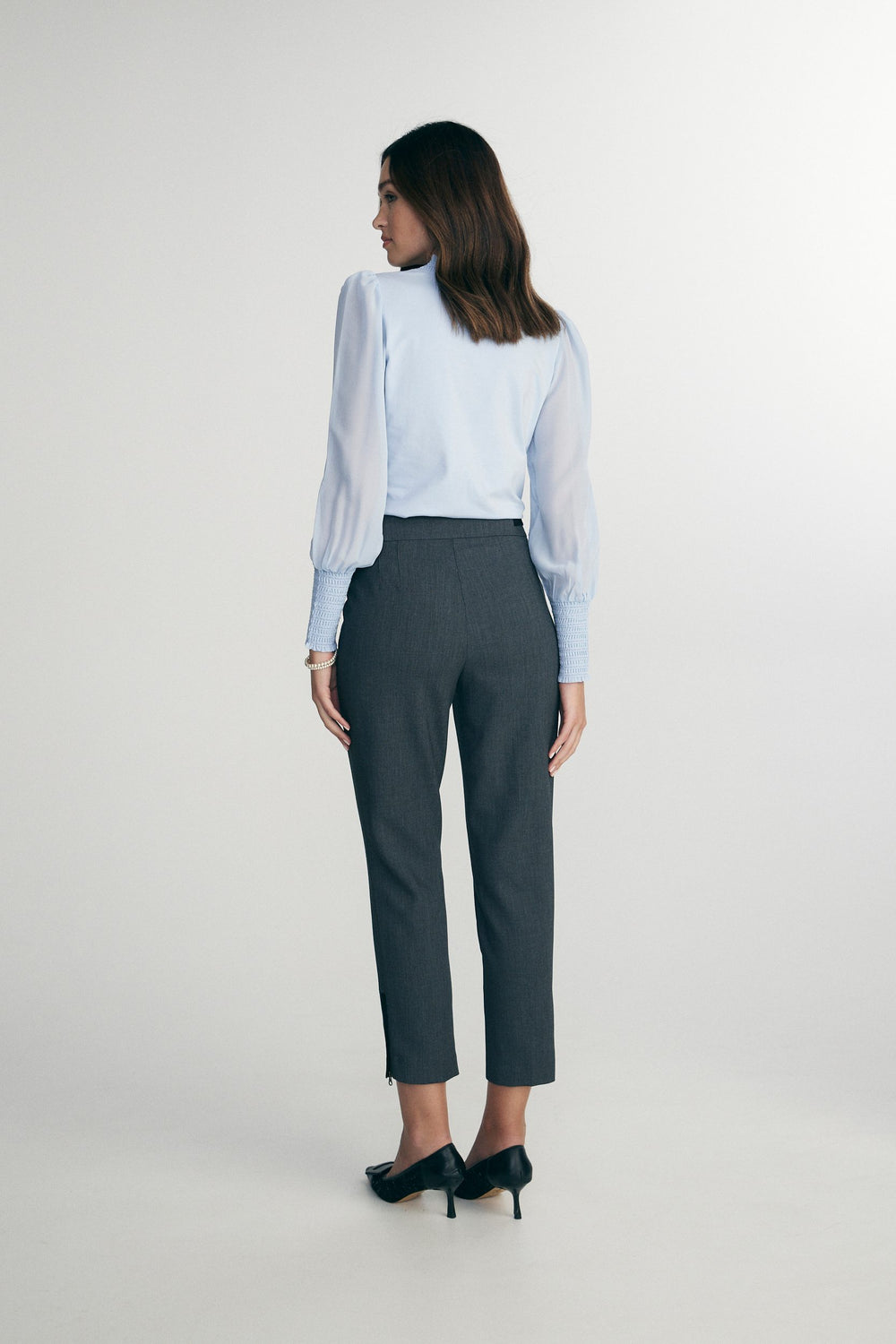 Pantalon avec détails en faux suède