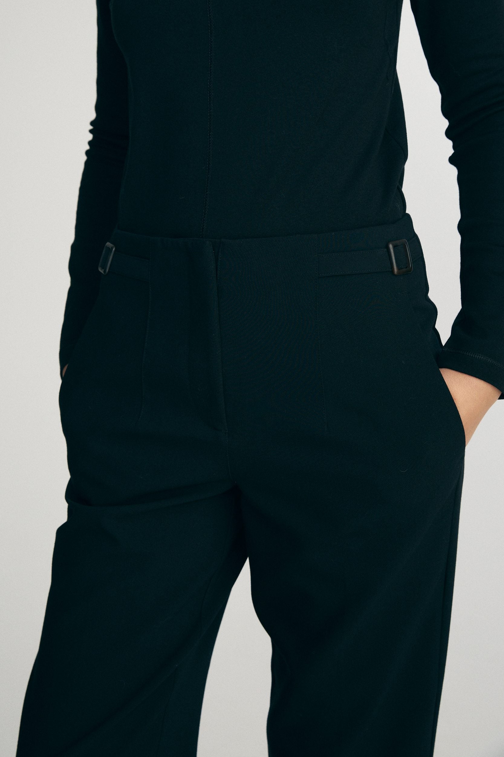 High waist pant with side tabs