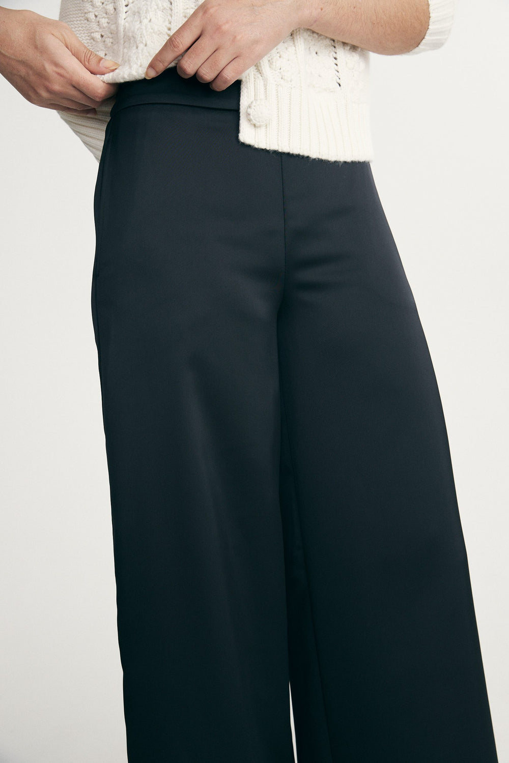 Wide leg satin pants