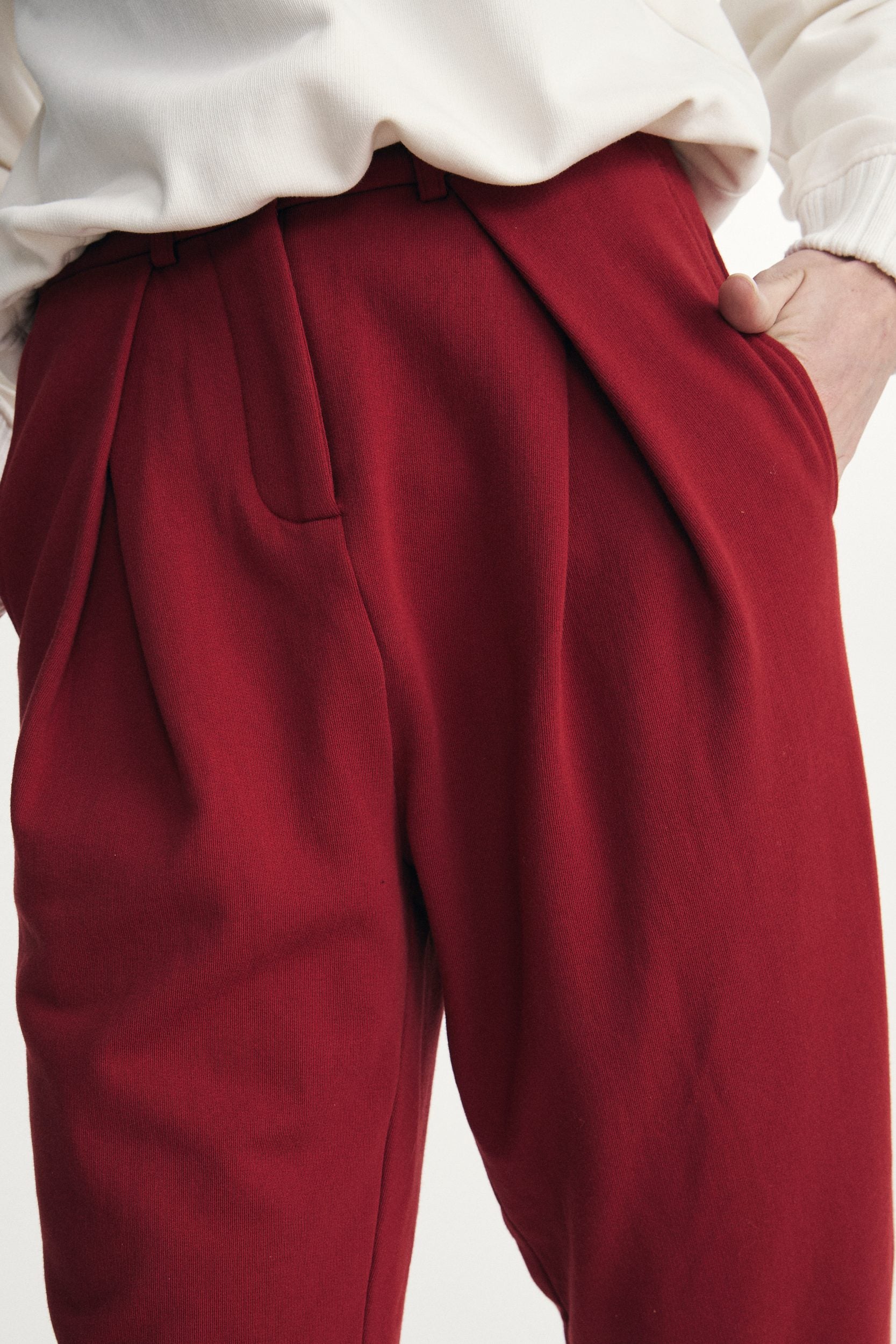 High waist pants with front pleats