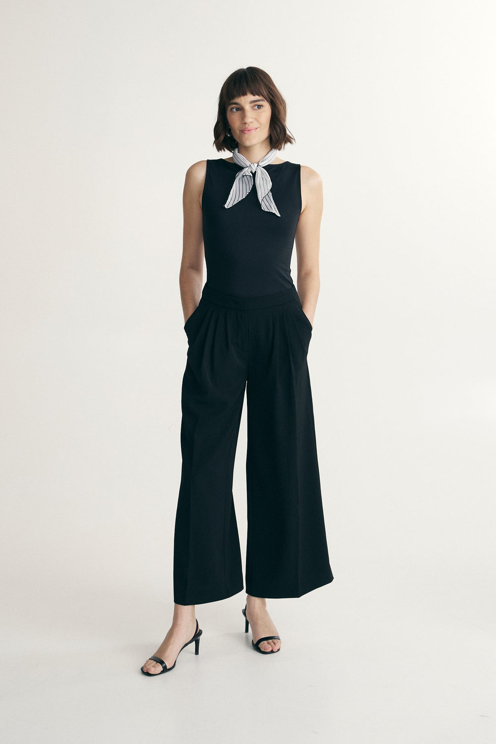 Pantalon à plis