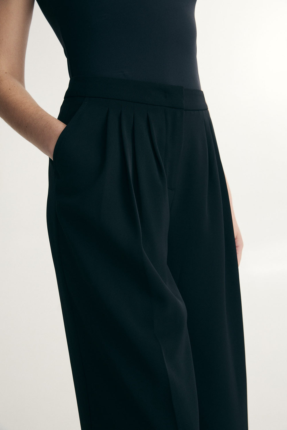 Pantalon à plis