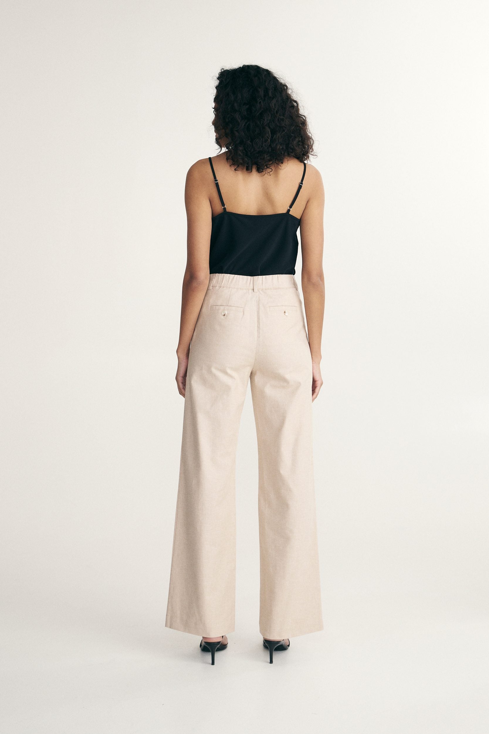 Pantalon en lin à dos élastique