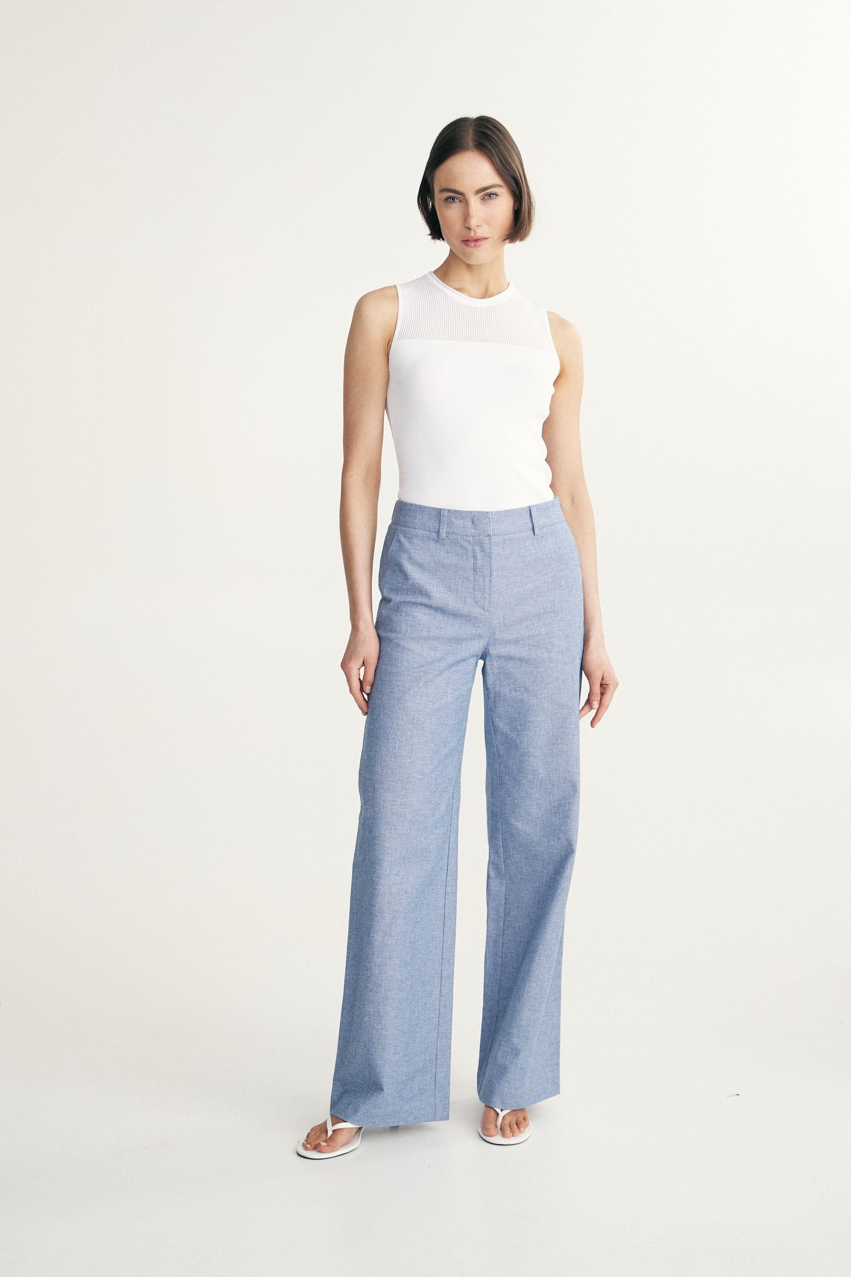 Pantalon en lin à dos élastique