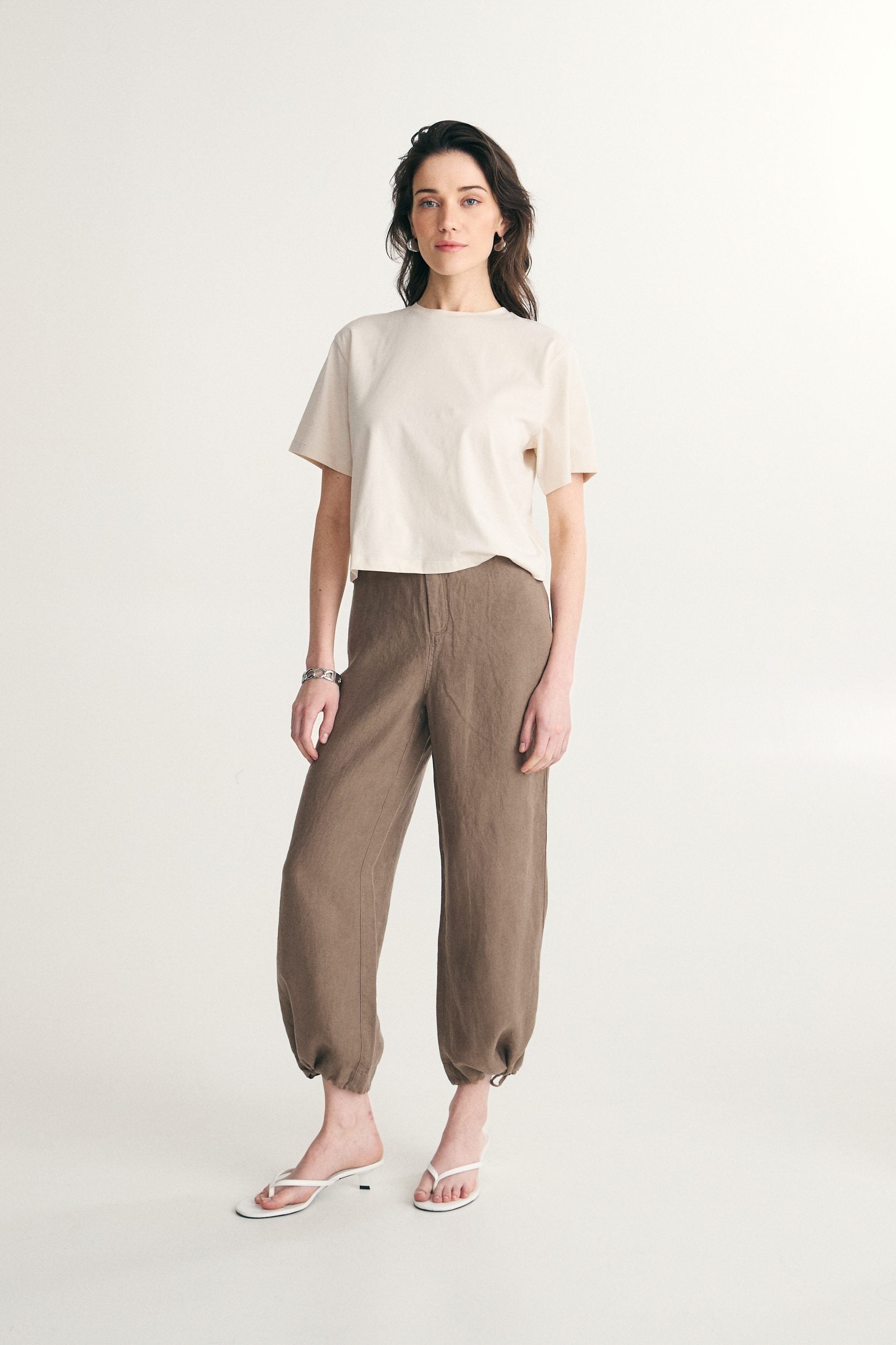 Pantalon en lin écourté