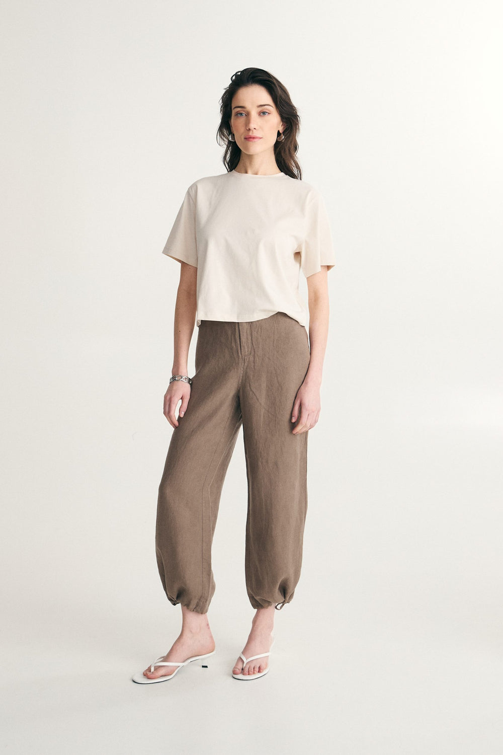 Pantalon en lin écourté