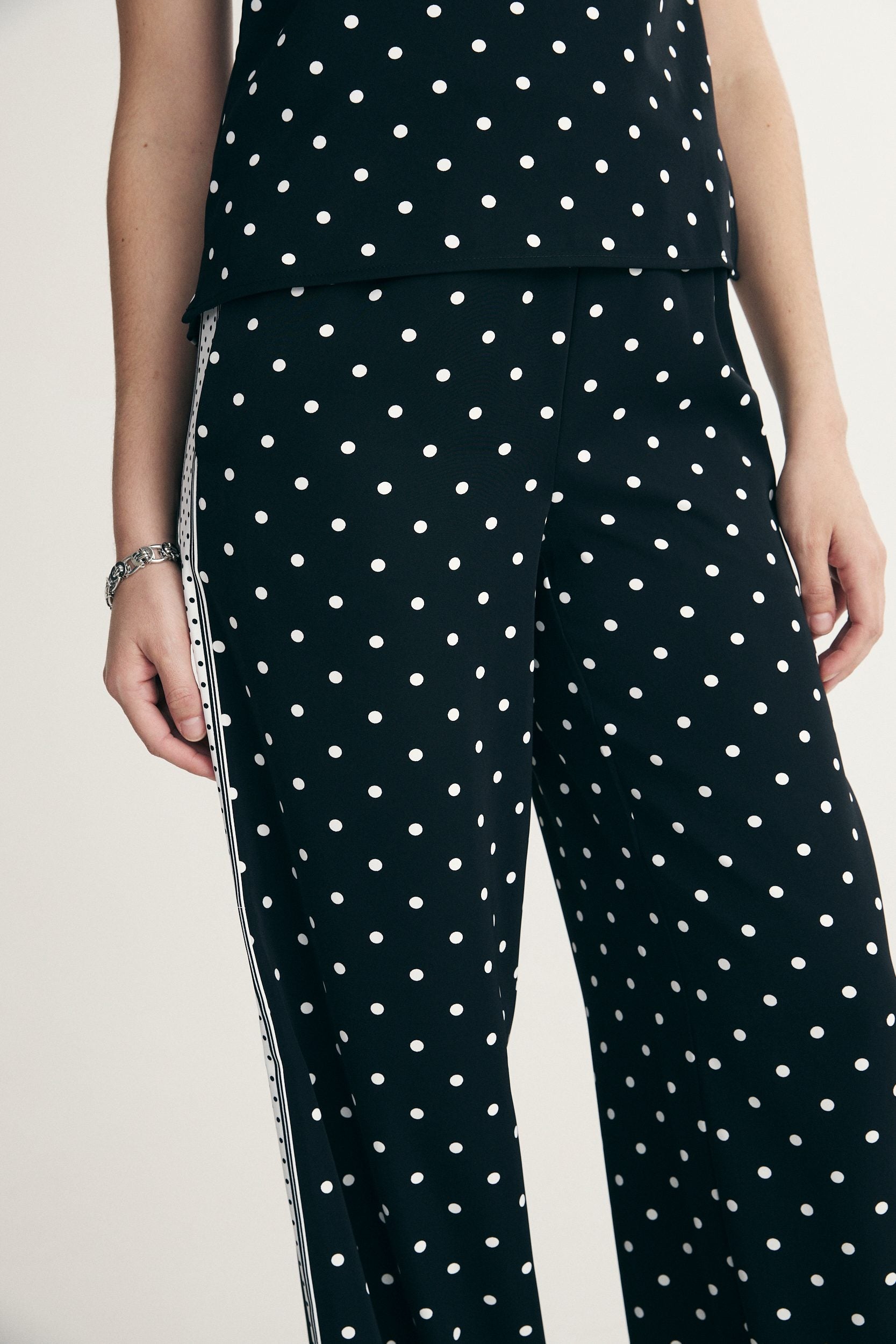 Pantalon à pois