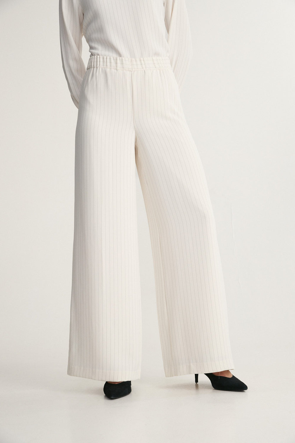 Striped wide-leg pants