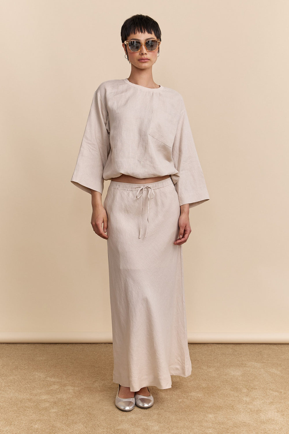 Linen skirt with elastic waist