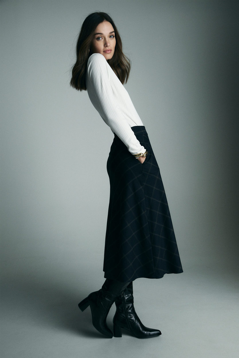 Plaid midi skirt