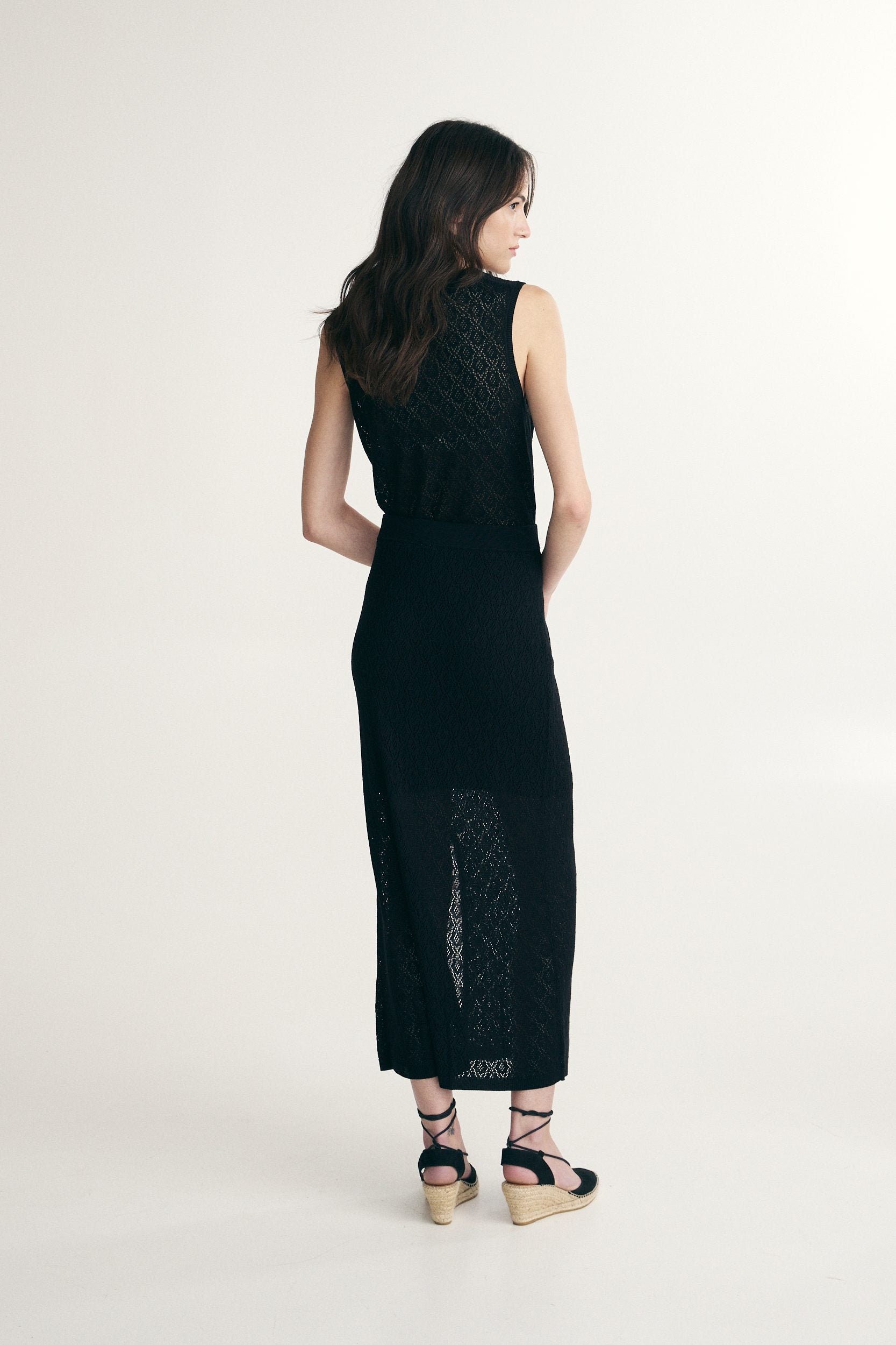 Long knitted skirt