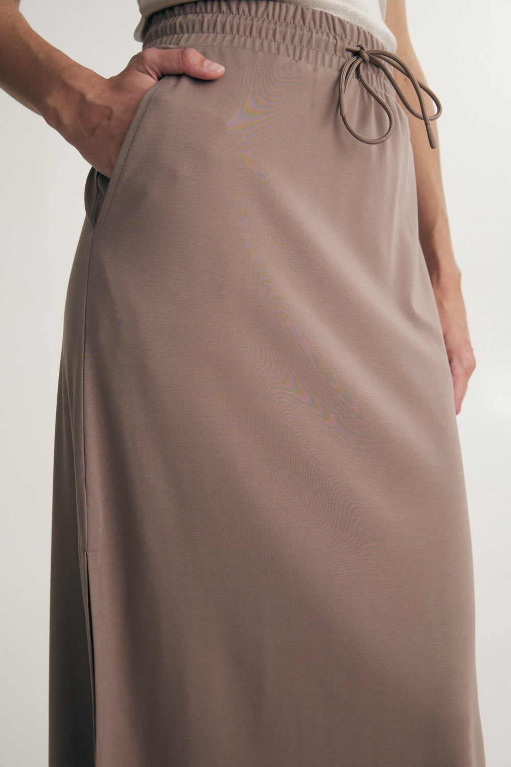 Jupe midi à taille élastique