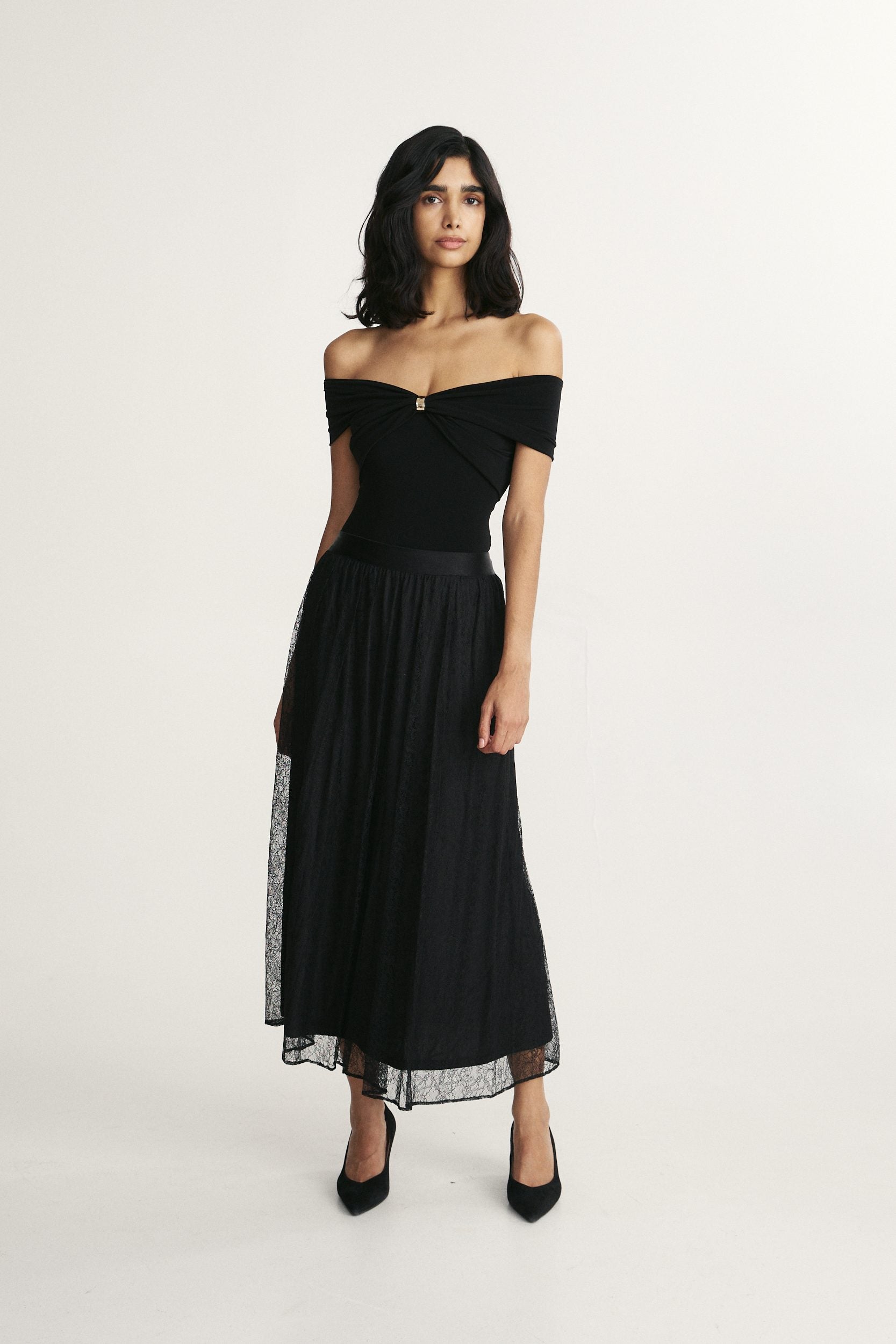 Lace skirt
