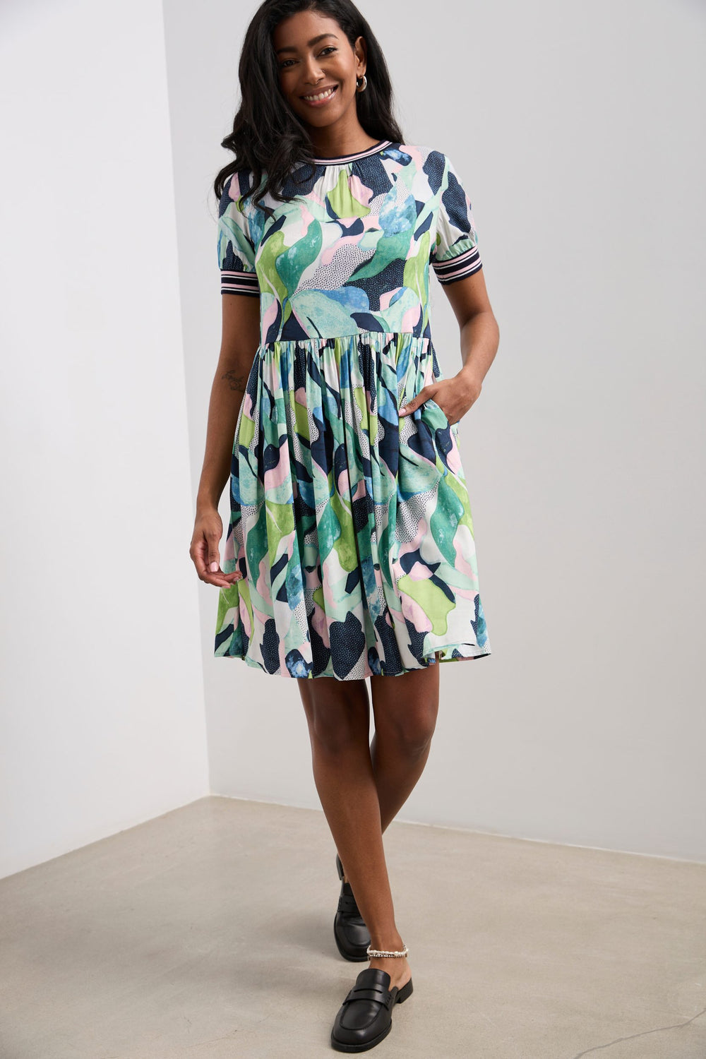 Robe à imprimés avec bas évasé