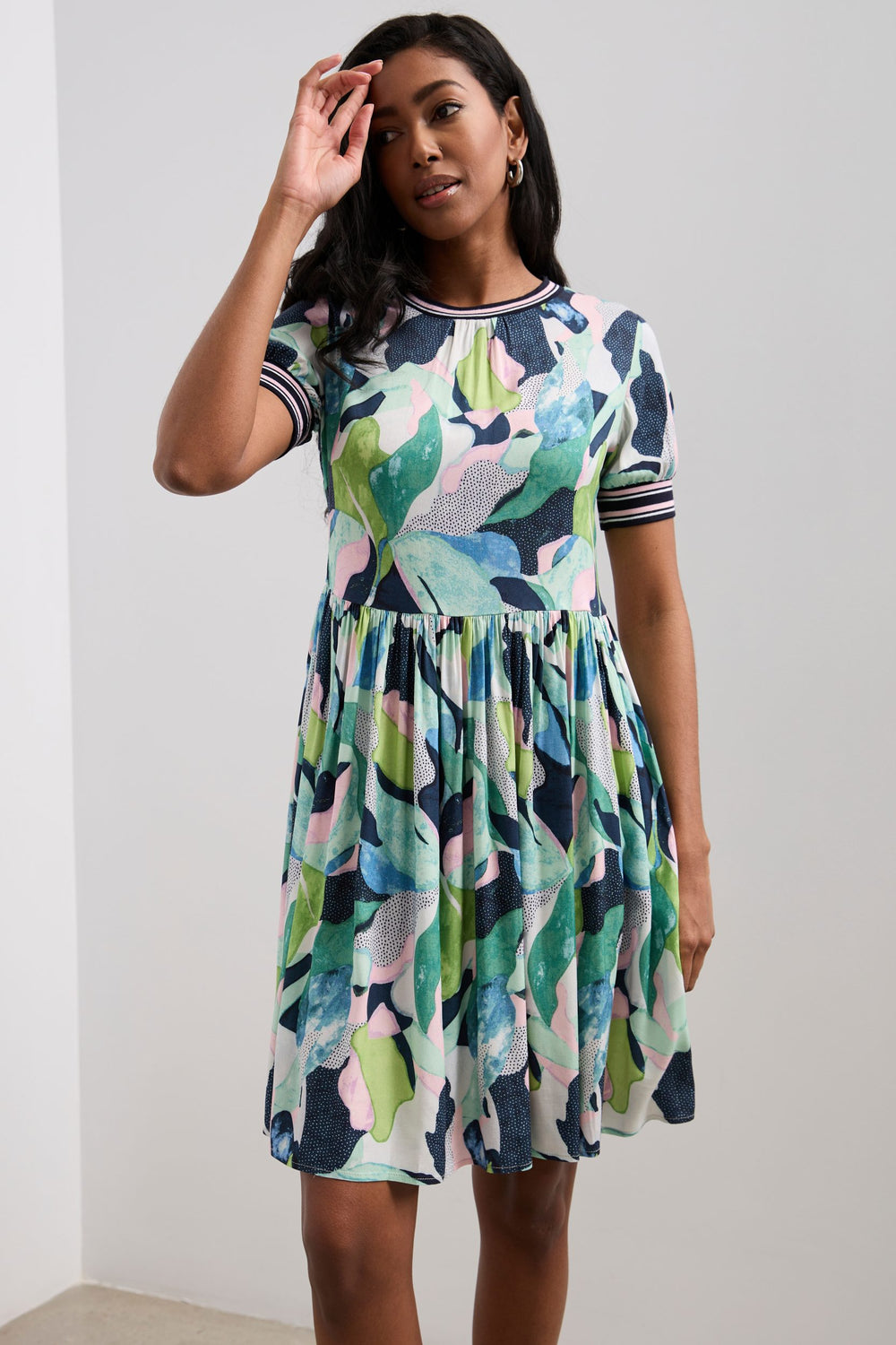 Robe à imprimés avec bas évasé