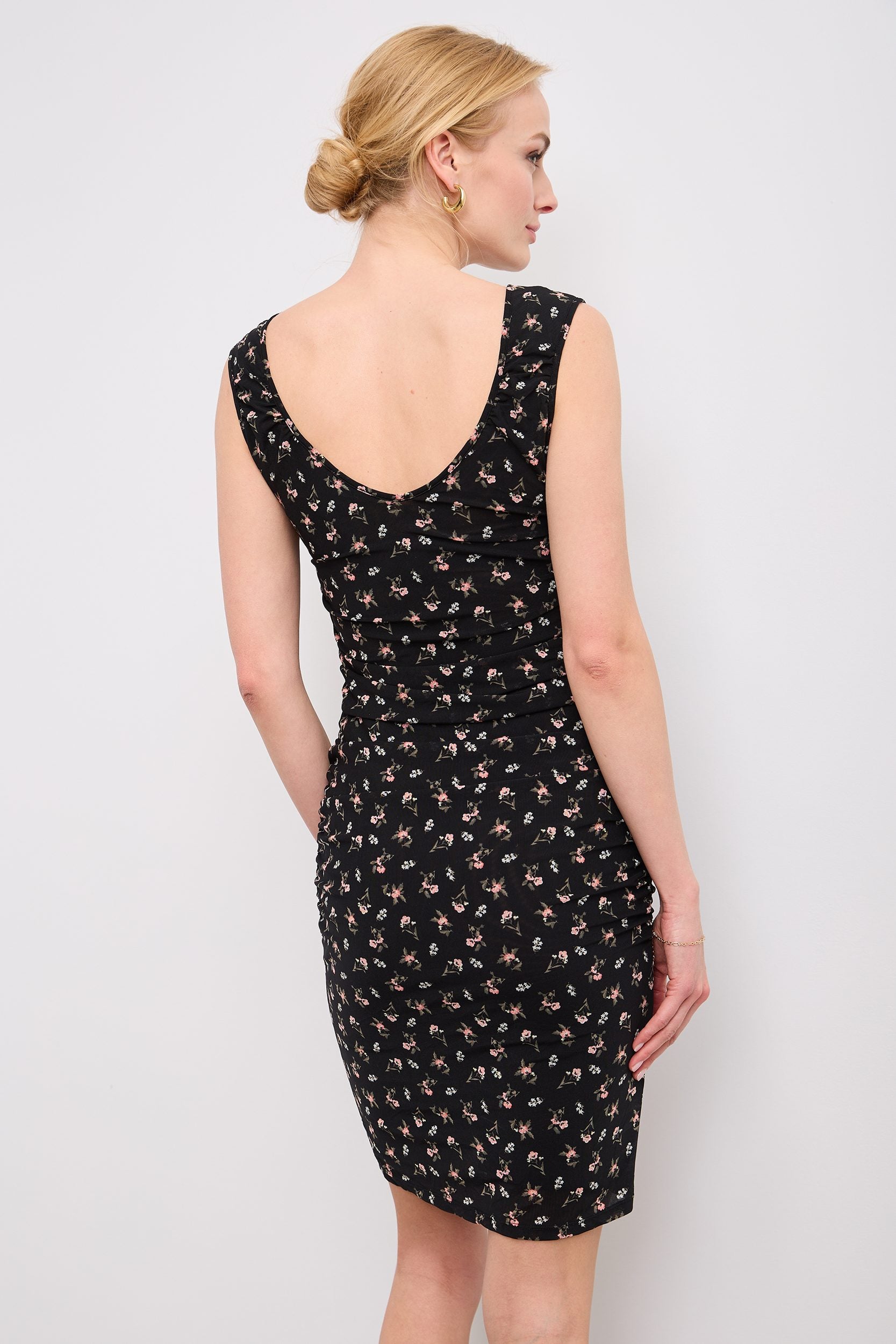 Robe en micro filet floral