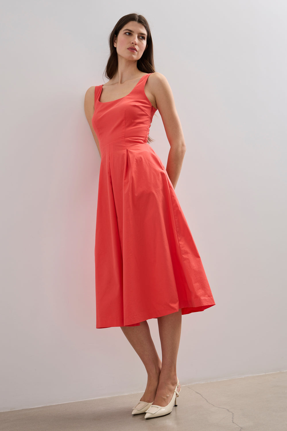 Robe longue avec plis