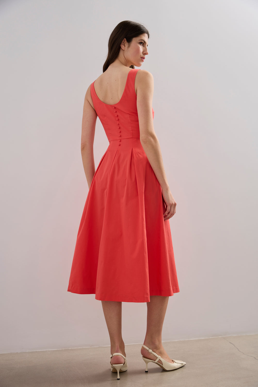 Robe longue avec plis