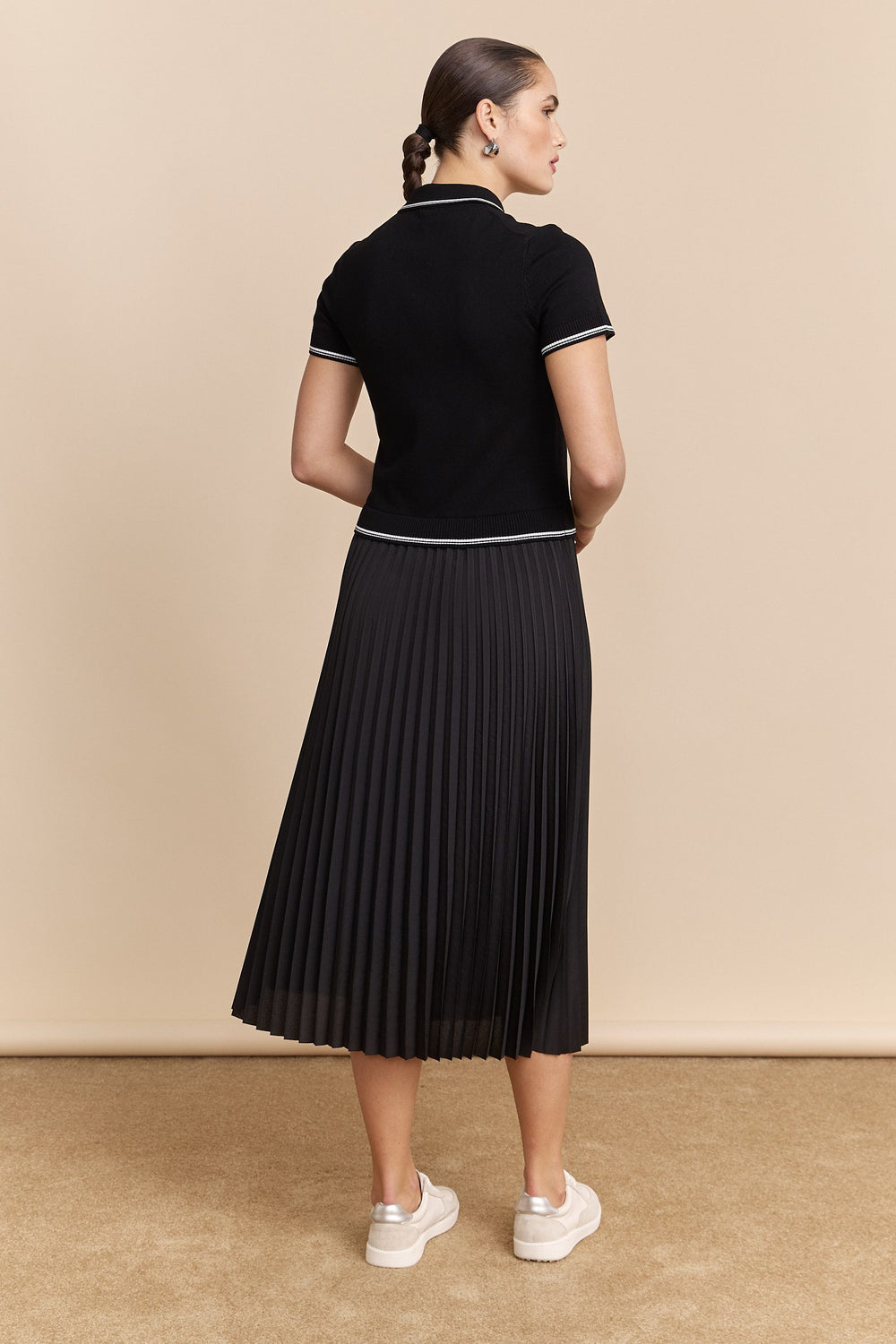 Robe en maille et tissu plissé
