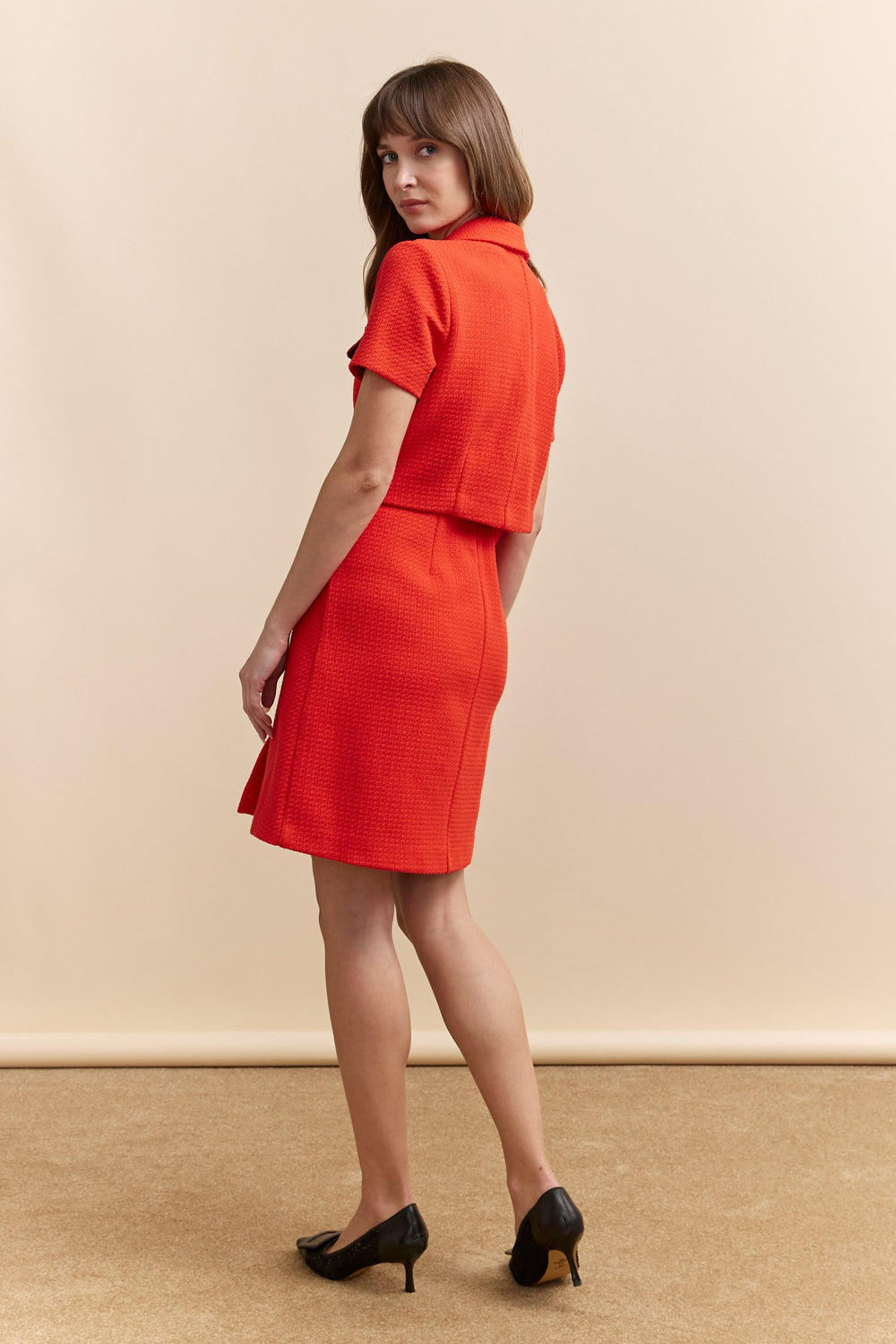 Robe rouge ajustée
